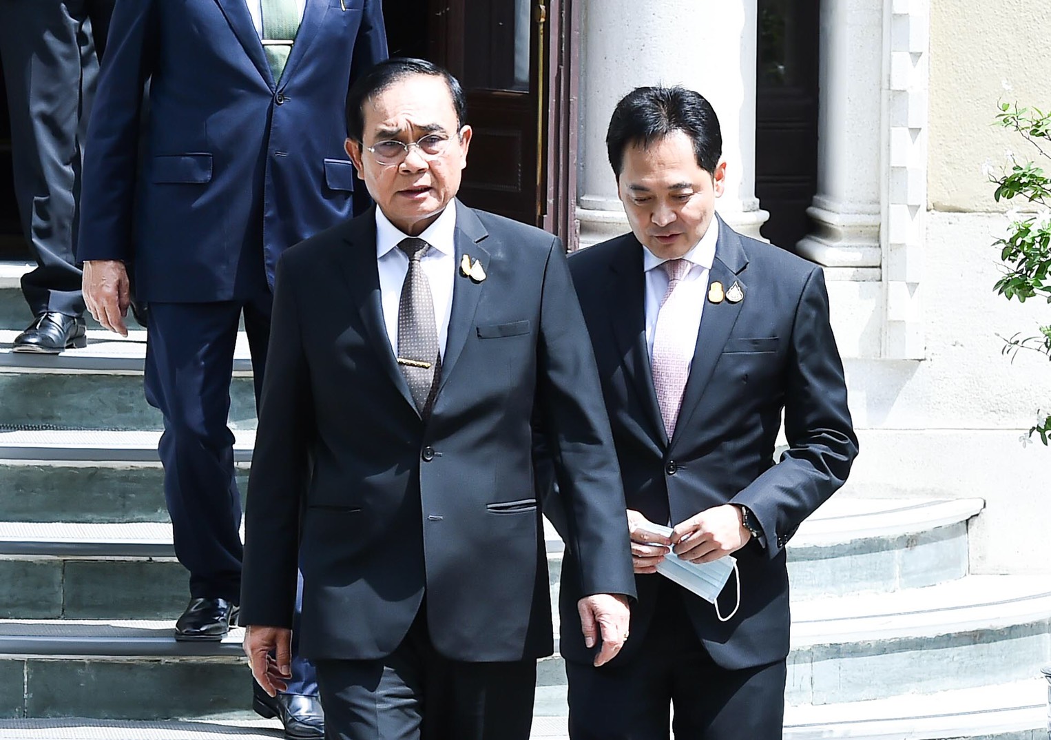 โฆษกสำนักนายก ชี้ เศรษฐกิจไทยปรับตัวดี หวั่นชุมนุมทำสะดุด