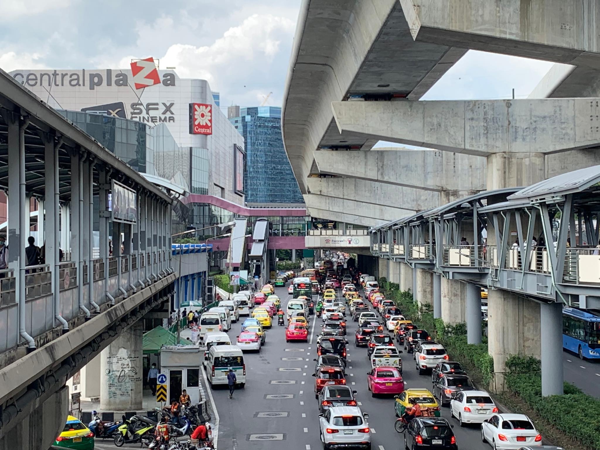 เวนคืนรถไฟฟ้าสายสีน้ำเงิน-เขียว 149 แปลง ขยายทางเท้ารับคนพิการ