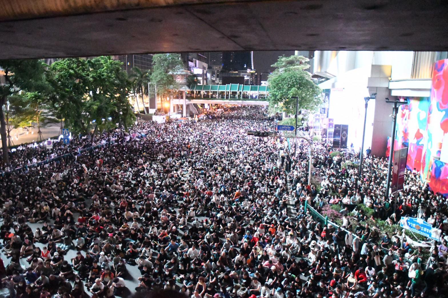 ผู้ชุมนุมม็อบราชประสงค์อย่างน้อย 6 ราย ถูกคุมตัวไป ตชด. ภาค 1