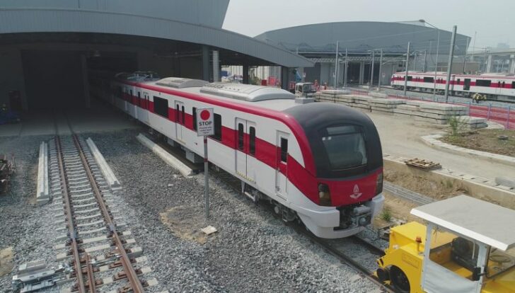2FFB0DA6-93DE-48F3-8CCF-2B9ED9597DEB-768x437 รถไฟฟ้าสายสีแดง