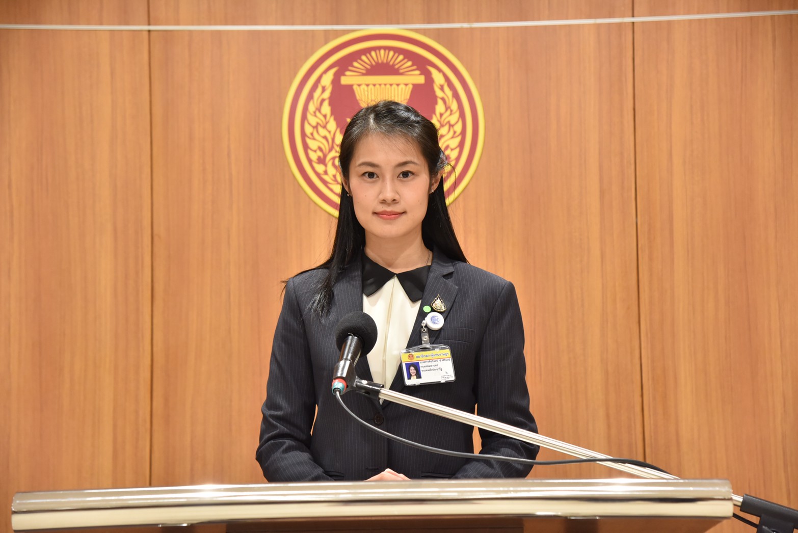 พลังประชารัฐ กลับลำ มติหนุนม็อบเสื้อเหลือง