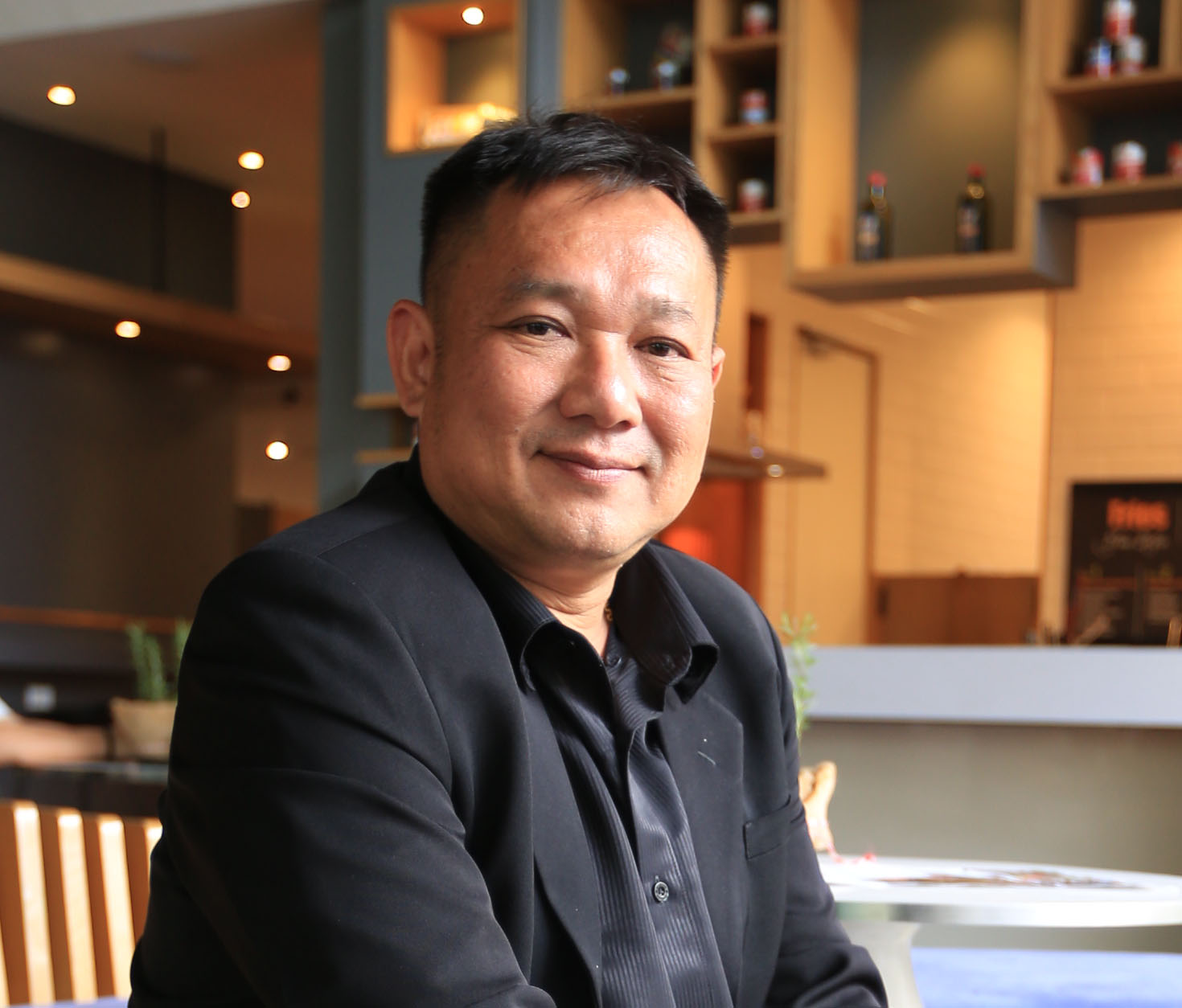 มิลินทร์ วีระรัตนโรจน์