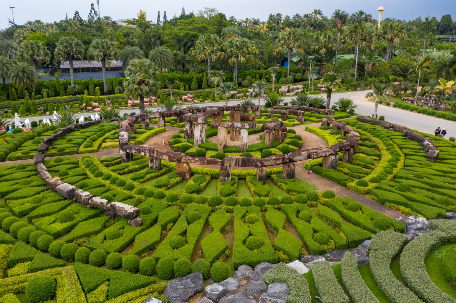 สวนนงนุชพัทยา สวนสวยระดับท็อป 10 ของโลก ความงามใกล้ตัวที่รอให้คนไทยไปเยือน