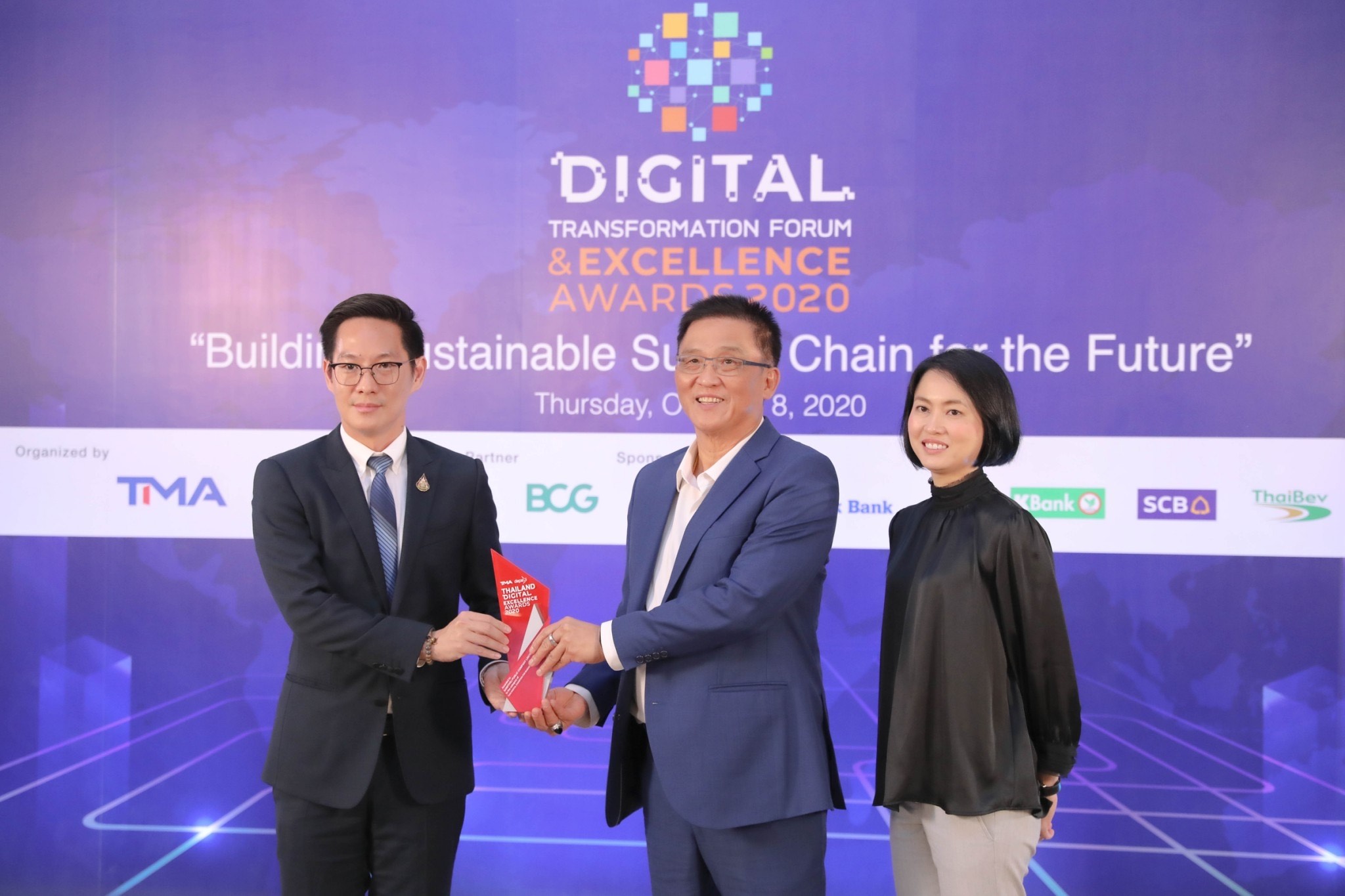 สมิติเวชคว้ารางวัล Thailand Digital Excellence Awards 2020 ตอกย้ำความเป็นผู้นำด้าน Hospital Innovation