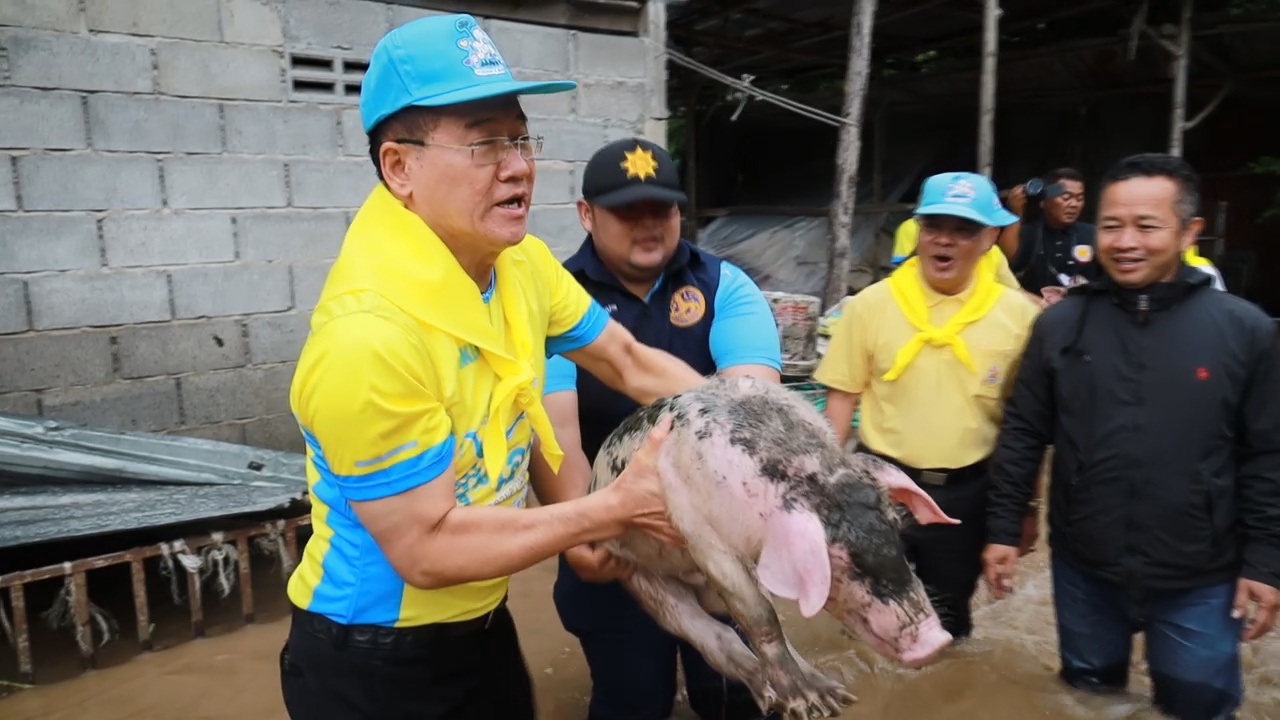 ผู้ว่าฯ โคราช เตือน “ปากช่อง” รับมือมวลน้ำป่าเขาใหญ่ไหลหลาก