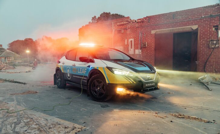 Nissan RE-LEAF (1)
