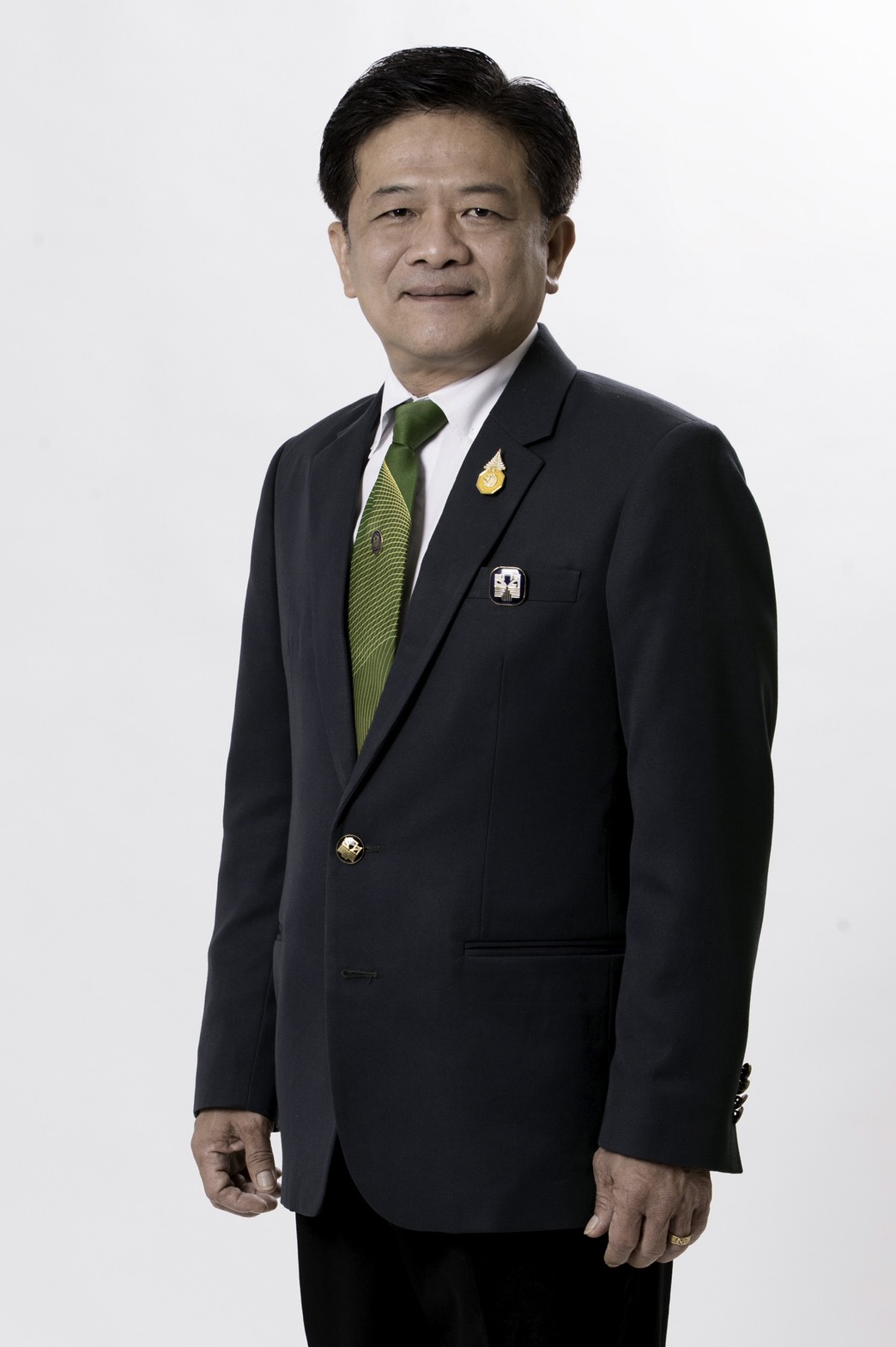 นายสุรชัย รัศมี