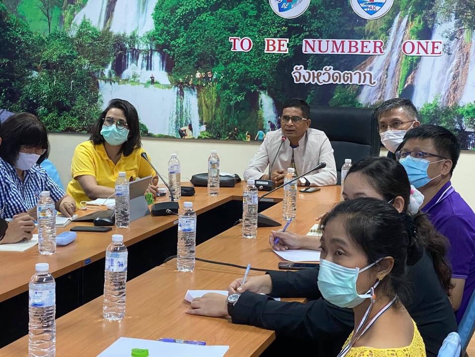 ผู้ว่าฯตาก ประชุมเครียด หลังพบ 2 เมียนมา ติดโควิด