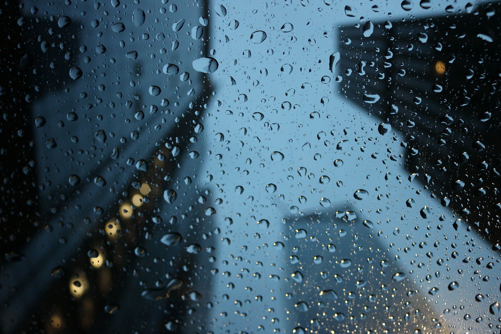 วันนี้! ฝนตกหนัก 37 จังหวัด อิทธิพลพายุ “นังกา” ถล่มไทย