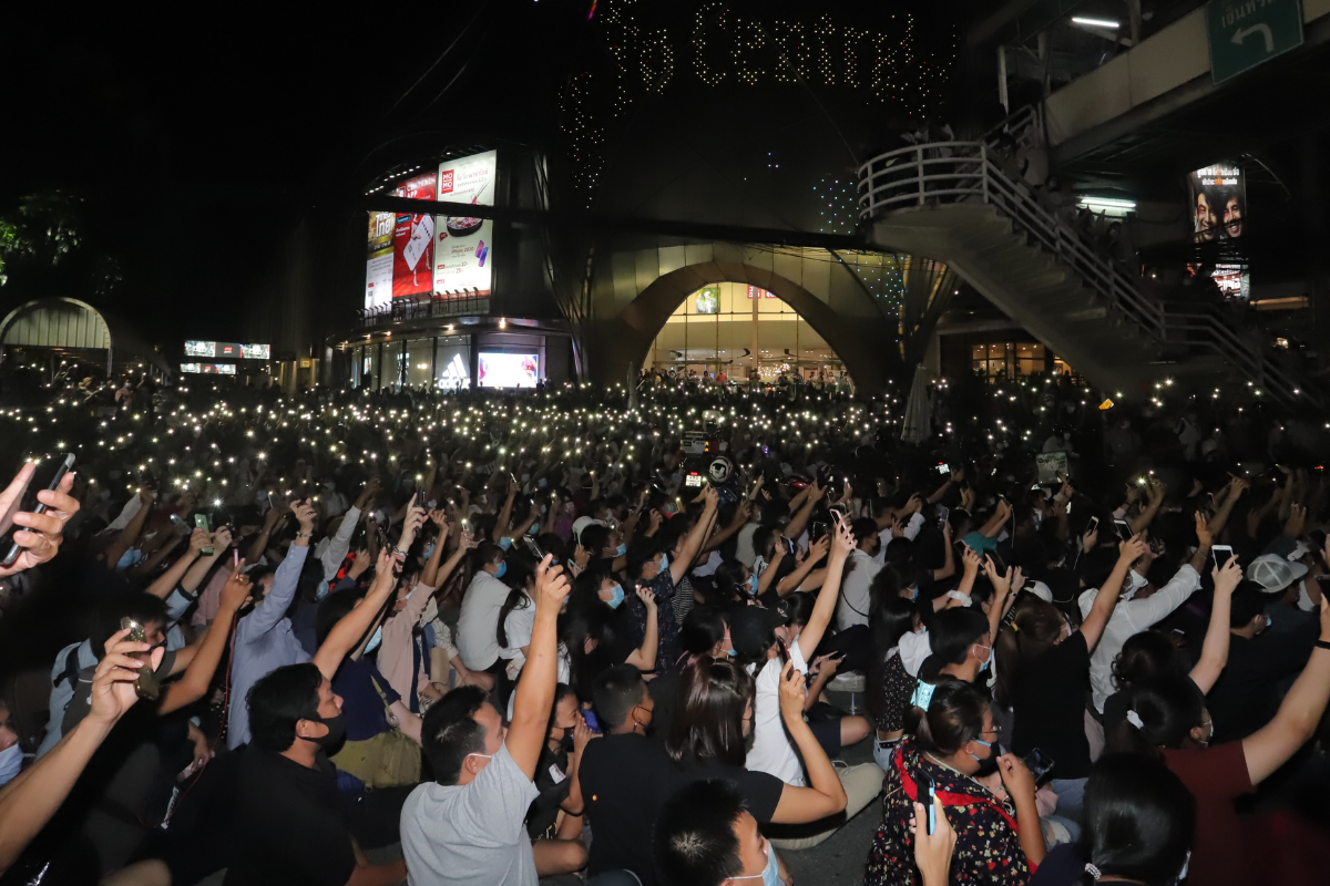 ศาลสั่งปิด! “เยาวชนปลดแอก” ทุกแพลตฟอร์ม พบกระทำผิด พ.ร.ก.ฉุกเฉิน