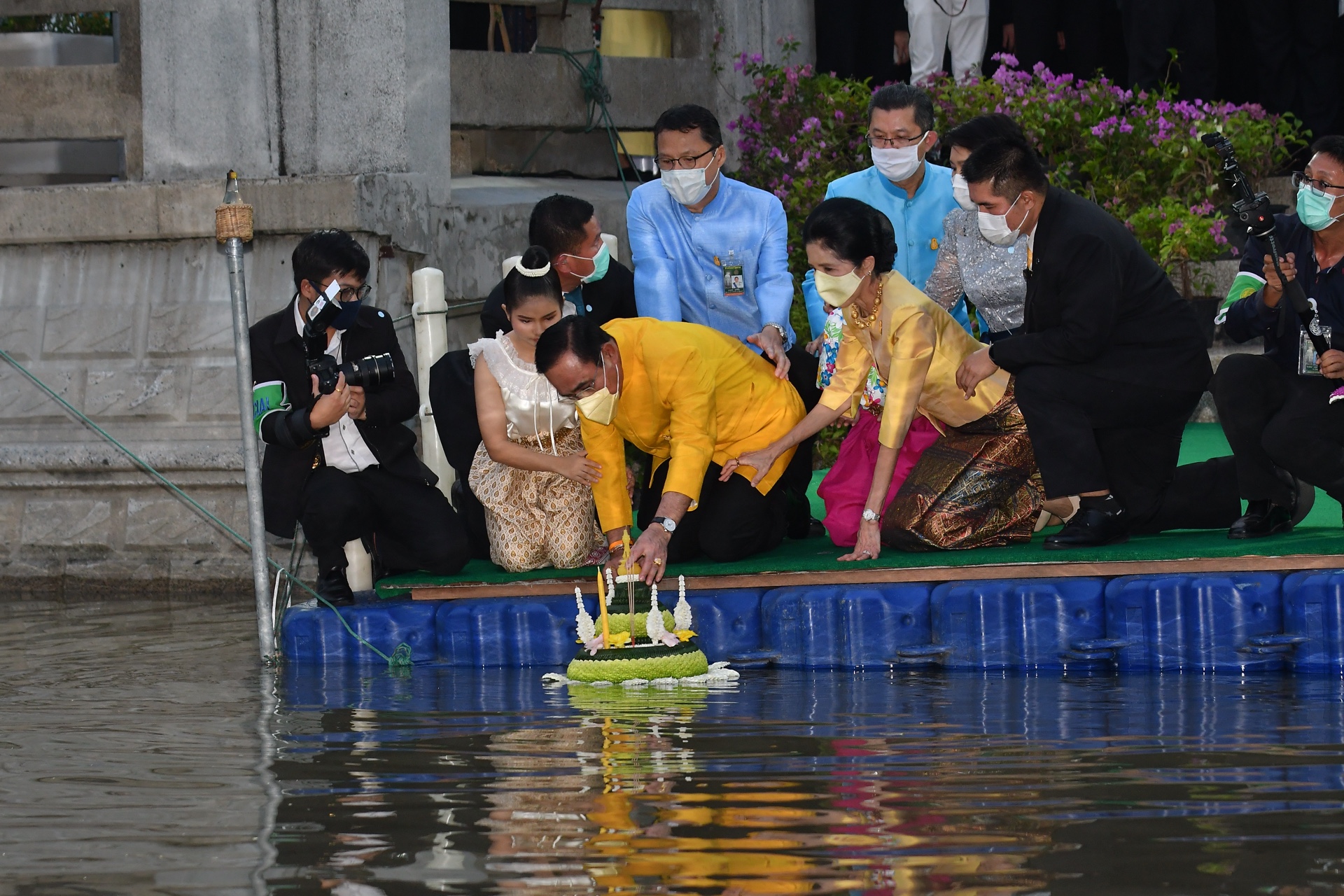 นายกฯไม่ได้ห้ามจัดงานลอยกระทง โฆษกรัฐบาล-รมว.การท่องเที่ยวขอแจง