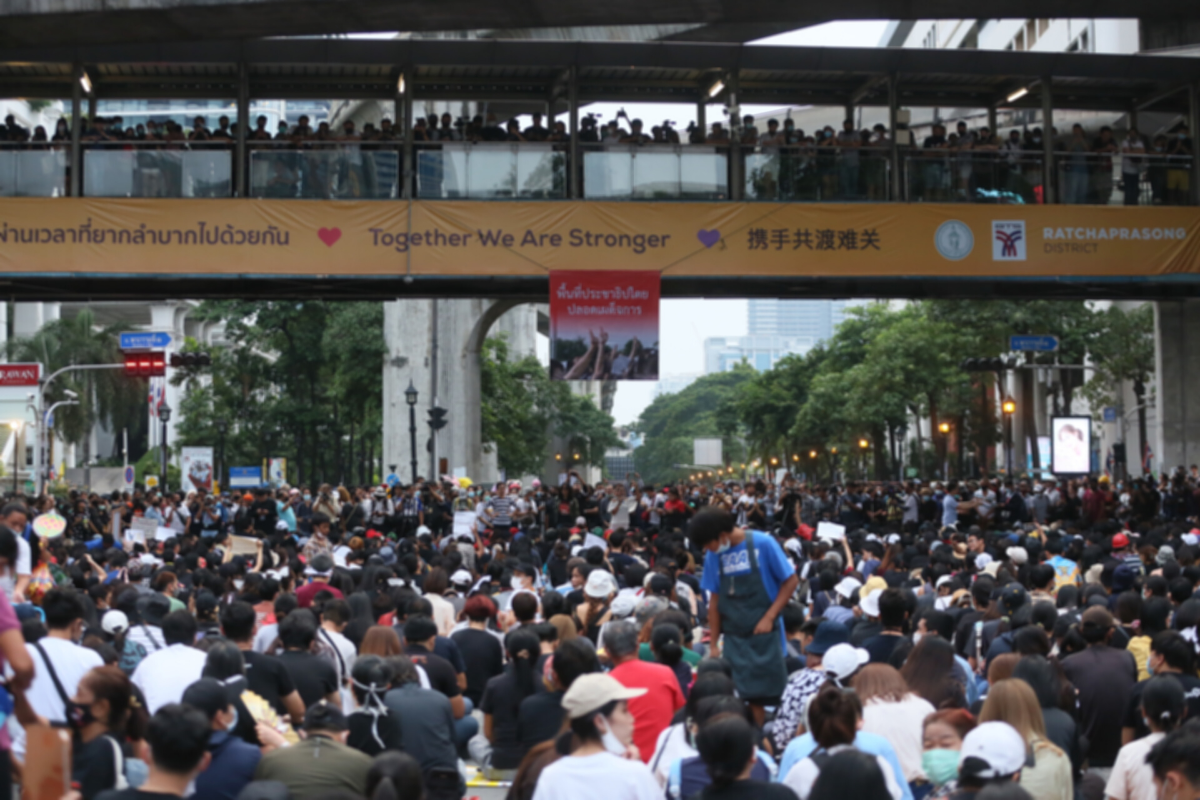 ตำรวจแนะเส้นทางเลี่ยง “ม็อบราษฎร” หน้าวัดแขก-สกายวอร์ค MBK