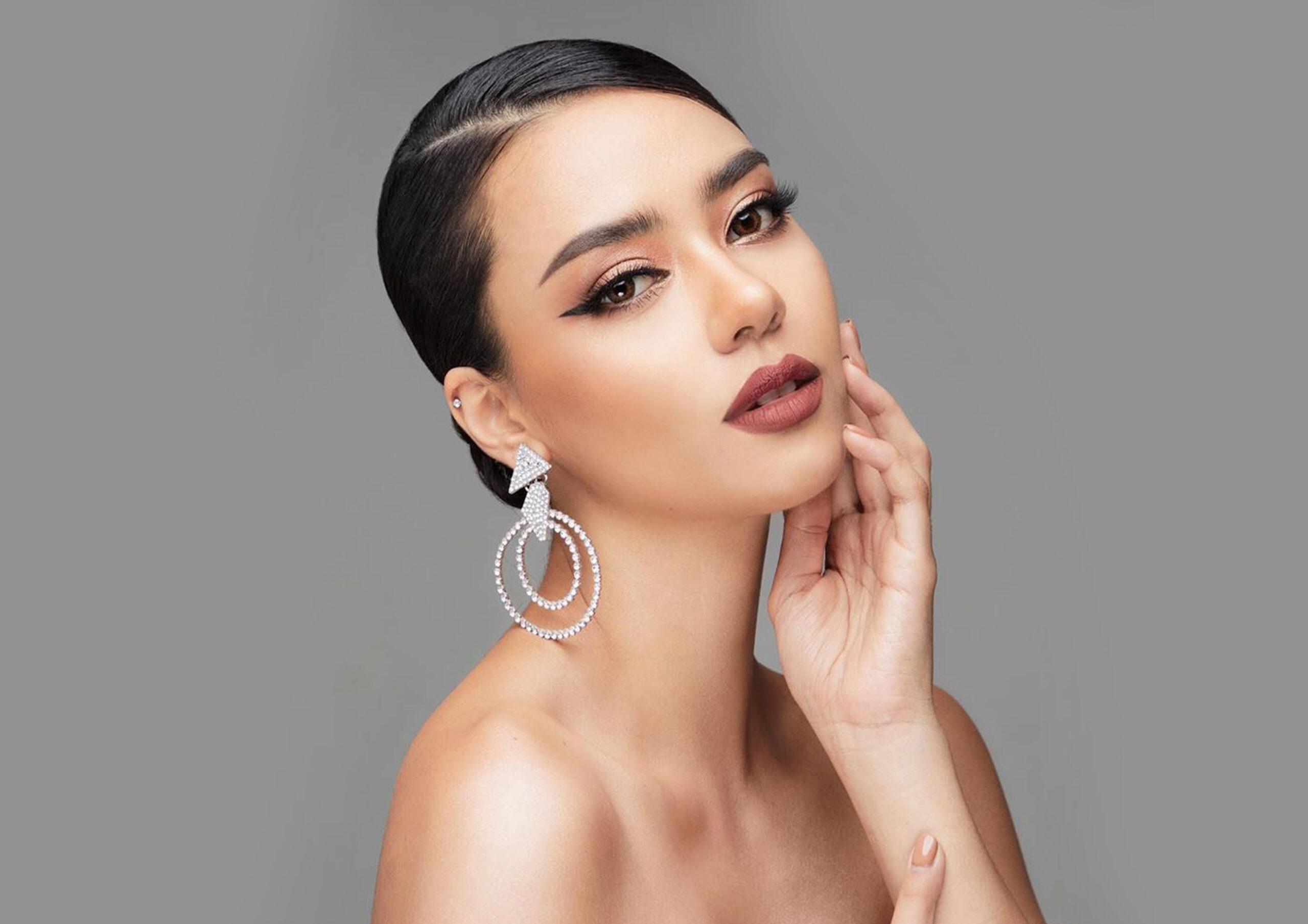 เปิดประวัติ “อแมนด้า ออบดัม” Miss Universe Thailand 2020