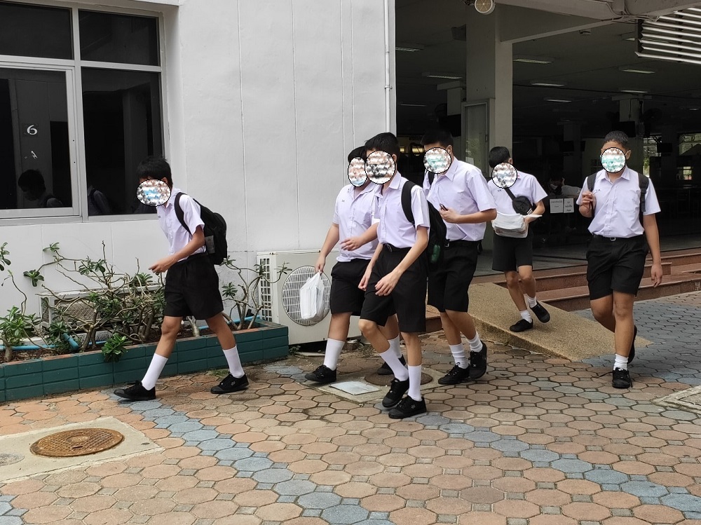 ศธ. เห็นชอบ นักเรียนไว้ผมยาว-สั้น ได้ ห้ามลงโทษกล้อนผมเด็ก
