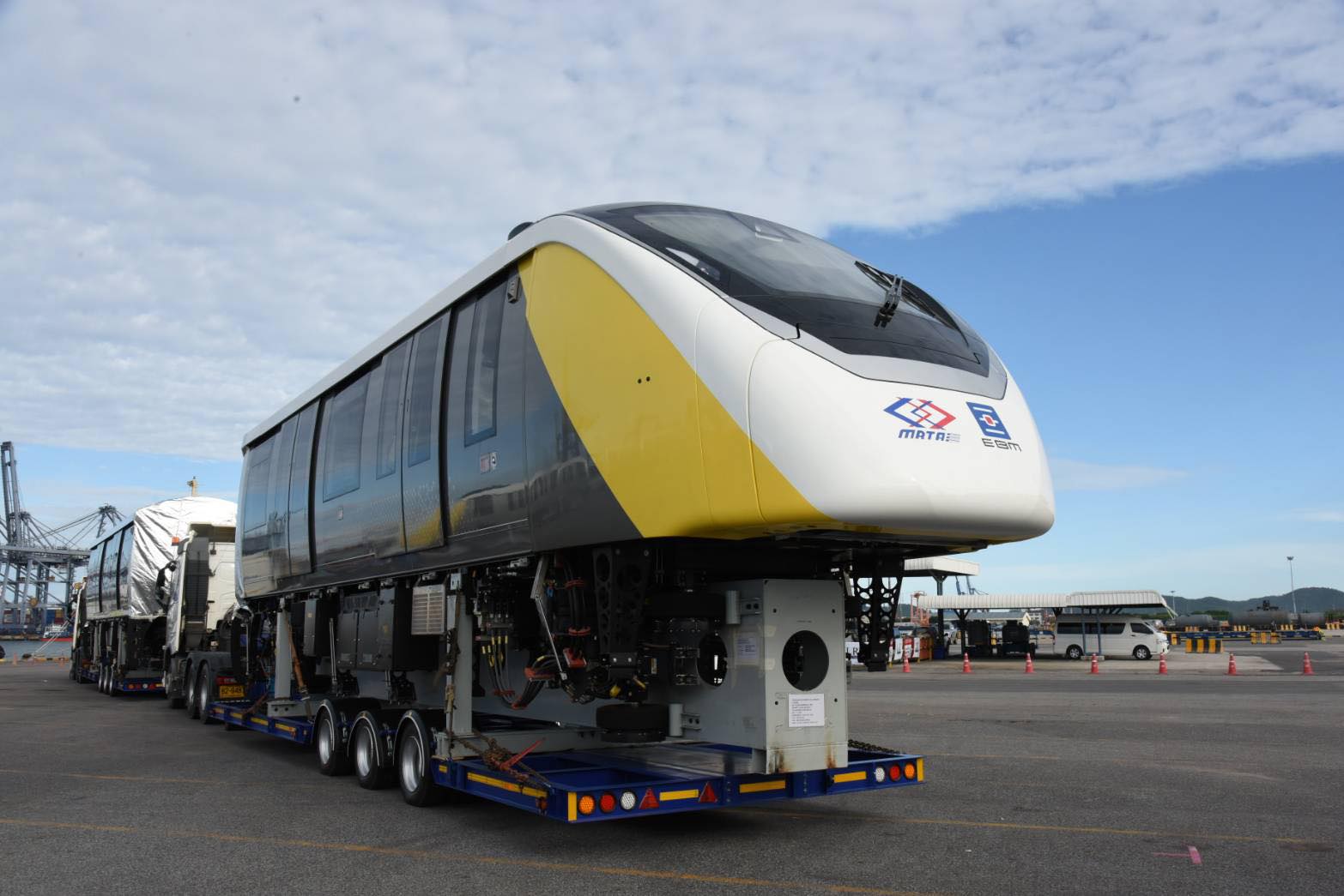 รถไฟฟ้าสายสีเหลือง คืบ 65.96% ปีหน้าได้นั่ง “สำโรง-พัฒนาการ”