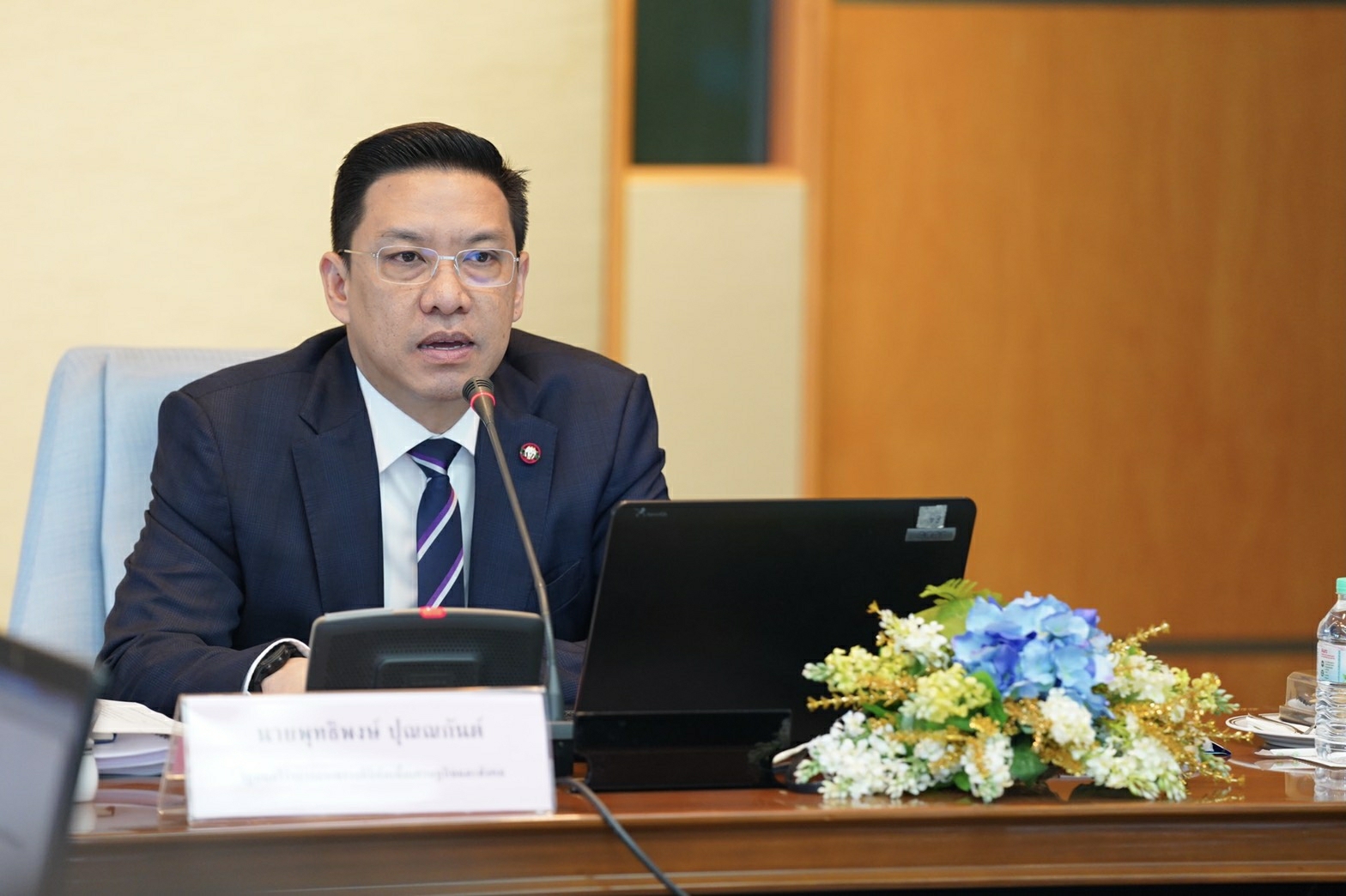 “พุทธิพงษ์” ตื่น หาทางป้องข้อมูลหลุด “ลาซาด้า” แจงไม่ได้ถูกแฮค