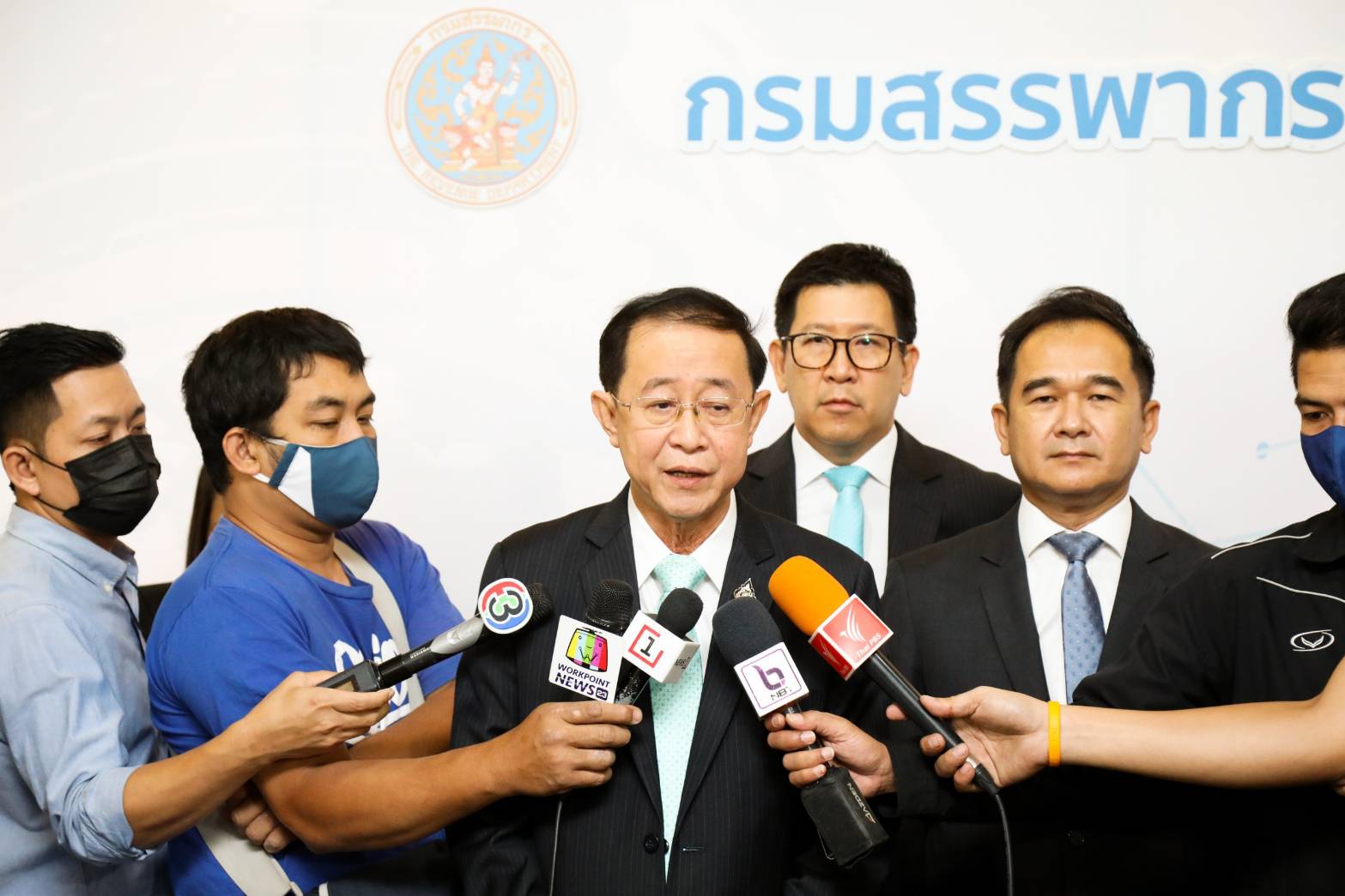 “อาคม” เล็งกู้ชดเชยขาดดุลเพิ่ม เตรียมแผนรับมือรีดภาษีต่ำเป้า