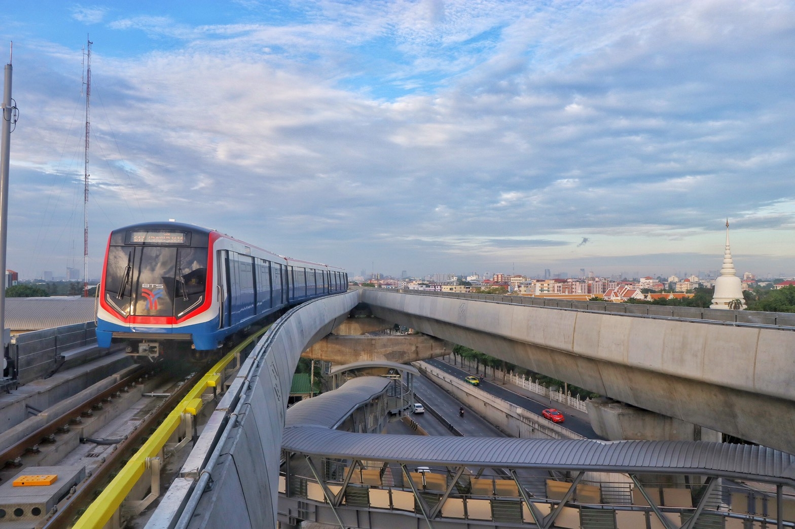 คมนาคมสอน กทม. ตั้งกองทุนแก้ปมรถไฟฟ้าสีเขียว เทียบค่าตั๋วBTS-MRT