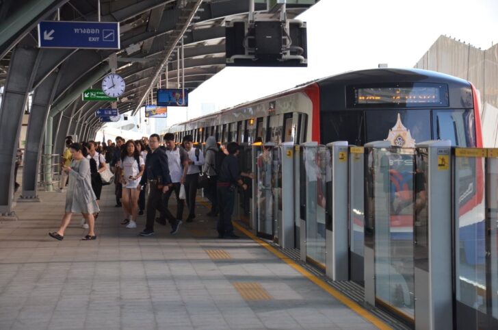 รถไฟไฟ้า bts รถไฟไฟ้า bts