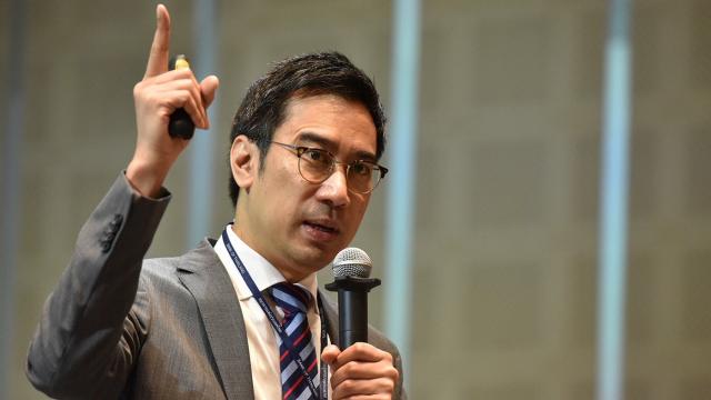 เศรษฐพุฒิ สุทธิวาทนฤพุฒิ เศรษฐพุฒิ สุทธิวาทนฤพุฒิ