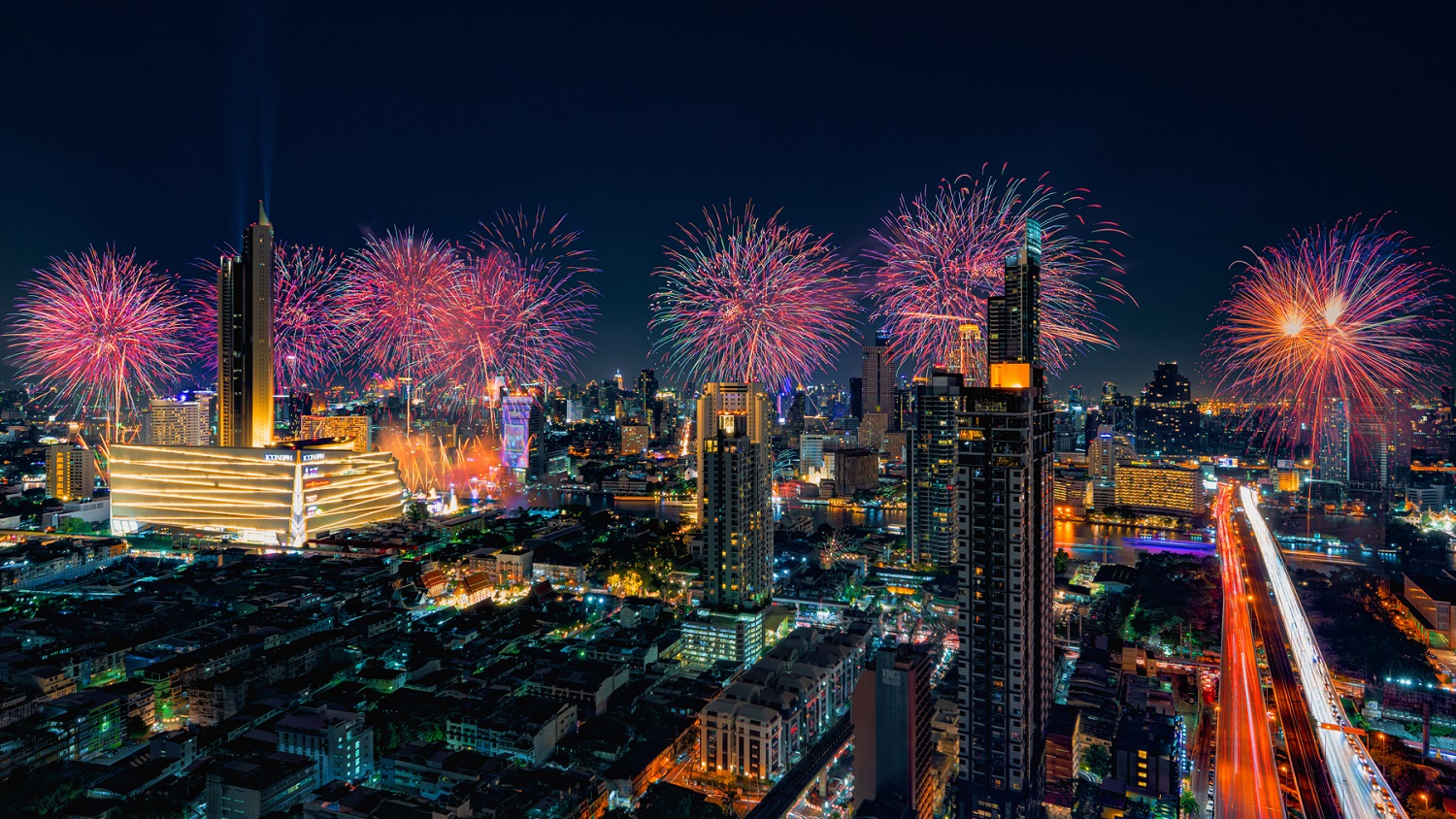 เช็กพิกัดเคานต์ดาวน์ 2024 ทั่วประเทศ