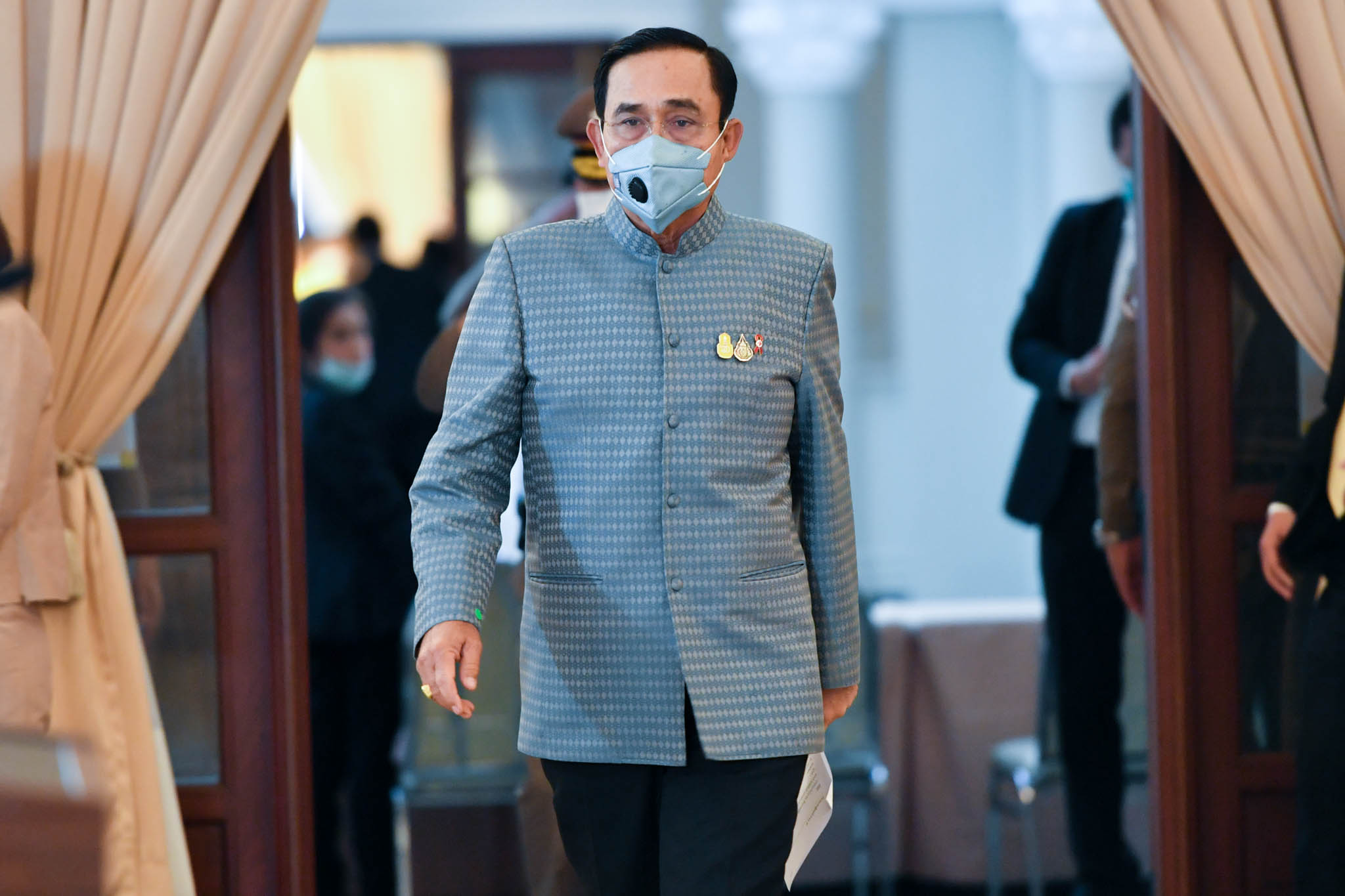 ประยุทธ์ รู้ทำไมม็อบราษฎร ไปสำนักงานทรัพย์สินพระมหากษัตริย์