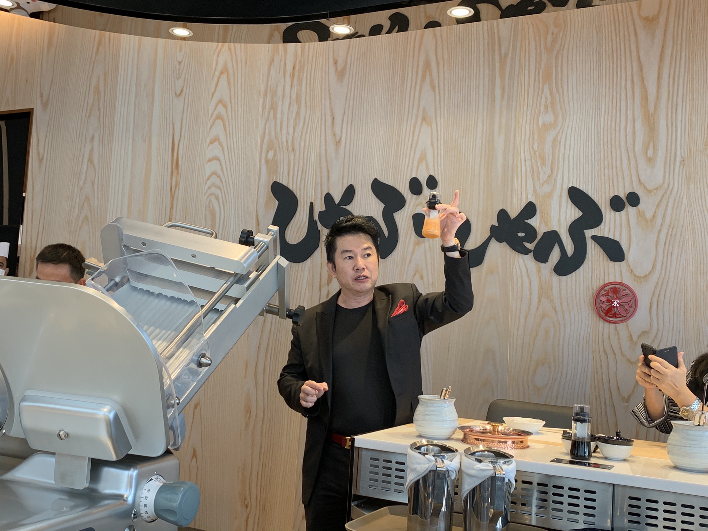 ร้านอาหาร ซาคาเอะ (SAKAE