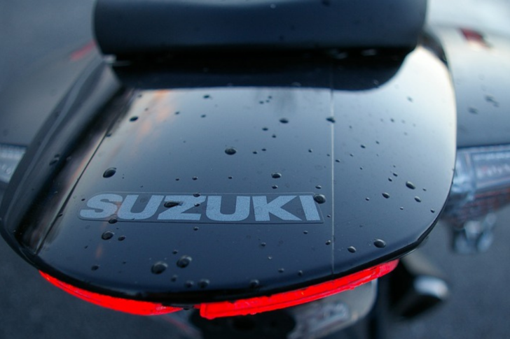 suzuki suzuki-1174855_960_720