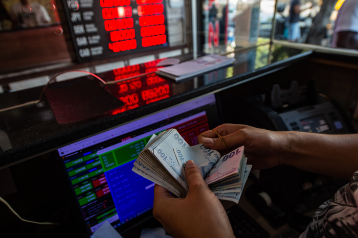 TURKEY-ECONOMY-CURRENCY