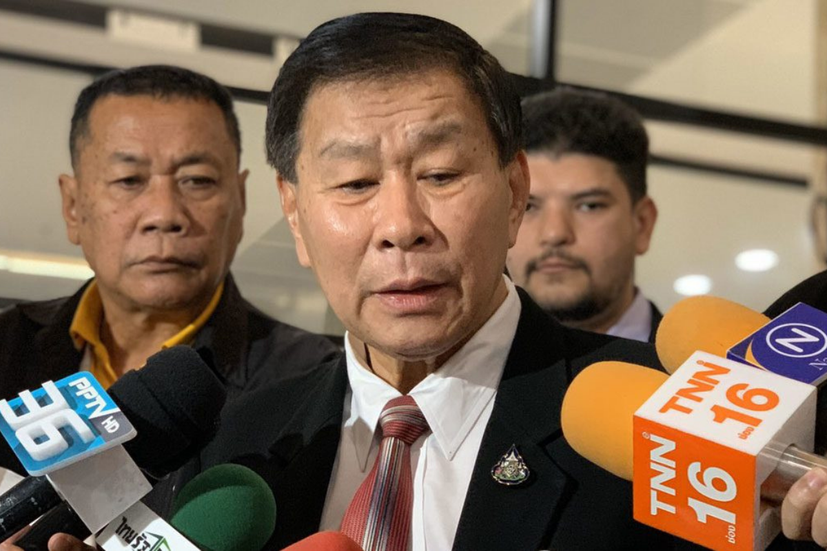 “เสรีพิศุทธ์” เตือน หาก “ประยุทธ์” รอดปมพักบ้านหลวง ทัวร์ลงศาลแน่