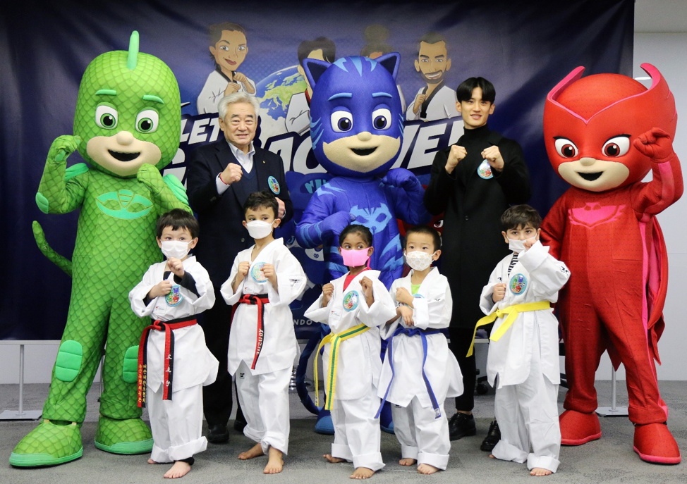 สหพันธ์เทควันโดโลกร่วมมือกับ Hasbro ในแคมเปญสำหรับเด็ก “Get Active with PJ Masks”