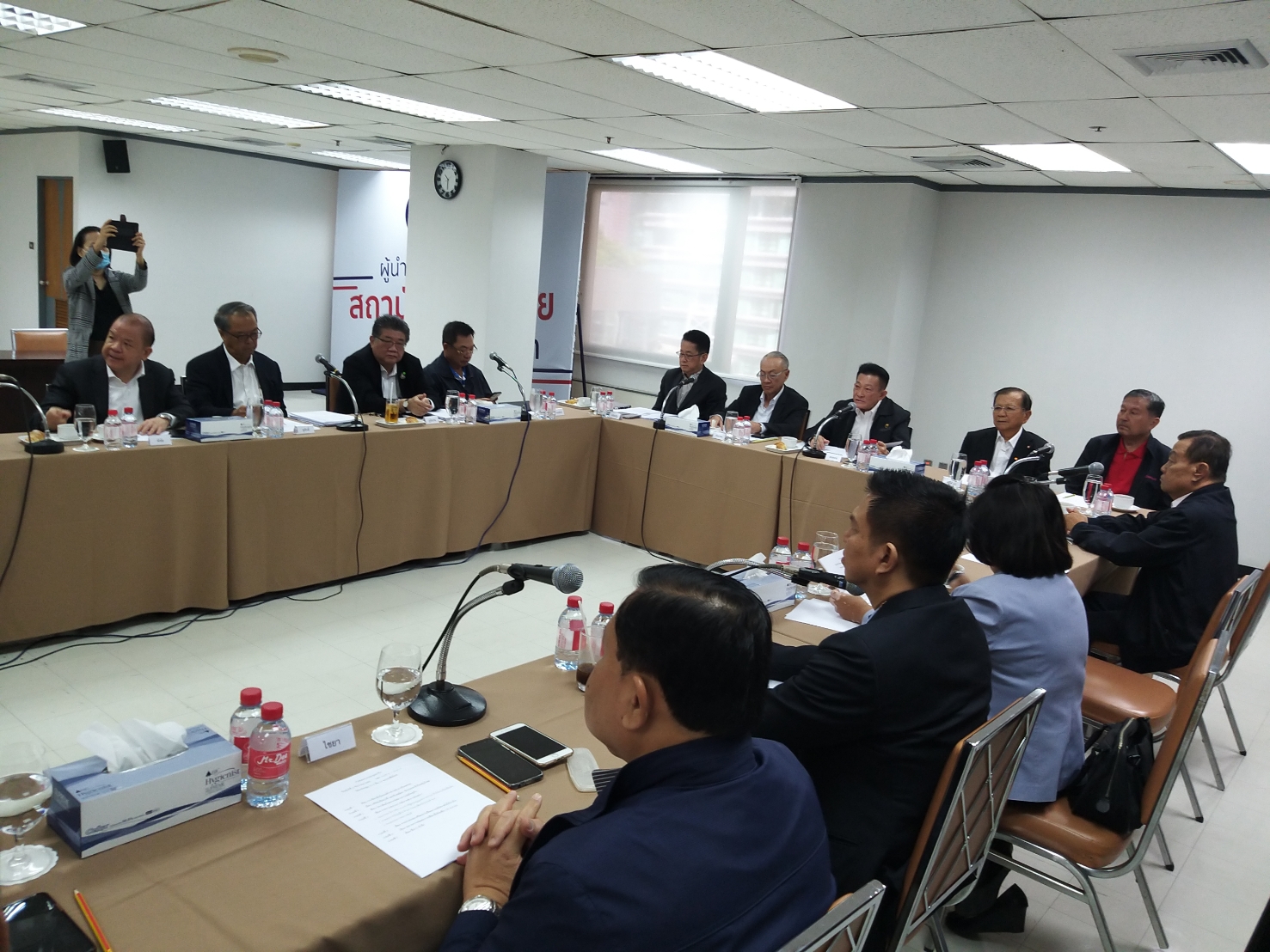 “เพื่อไทย” โมเดลใหม่ ตั้งโรงเรียนประชาธิปไตย คัดนักการเมือง