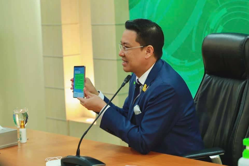 พุทธิพงษ์ ผนึก 5 ค่ายมือถือส่ง SMS อัพเดตข่าวโควิดให้แรงงานต่างด้าวฟรี
