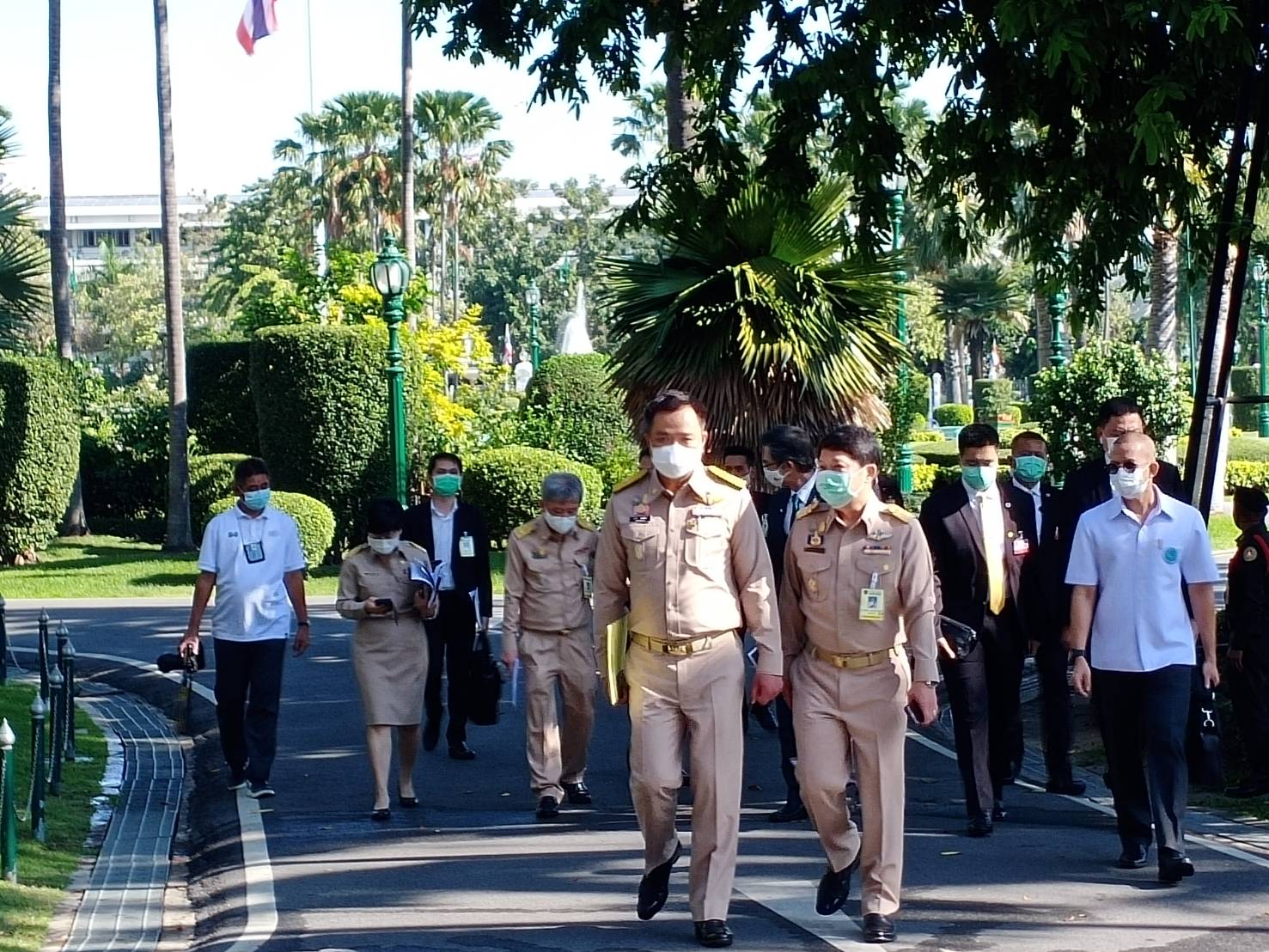 อนุทิน ตั้งโรงพยาบาลสนามตลาดกลางกุ้ง 100 เตียง ต่อ พรก.ฉุกเฉิน