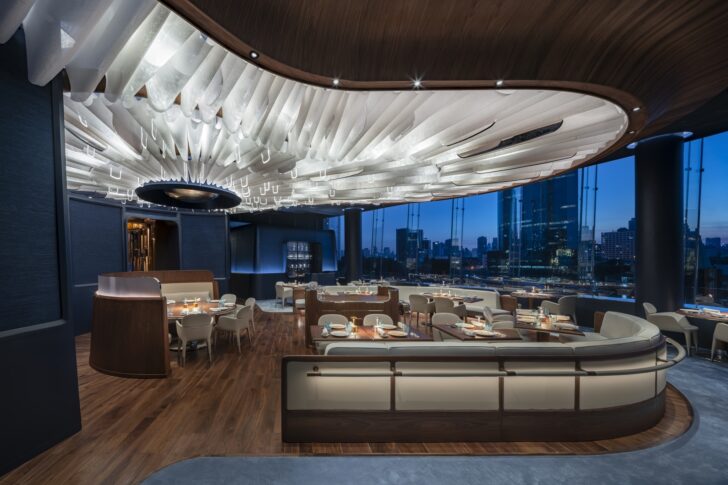 3. BlueByAlainDucasse