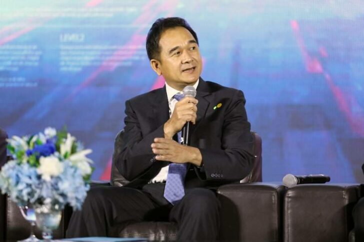 กฤษฎา จีนะวิจารณะ