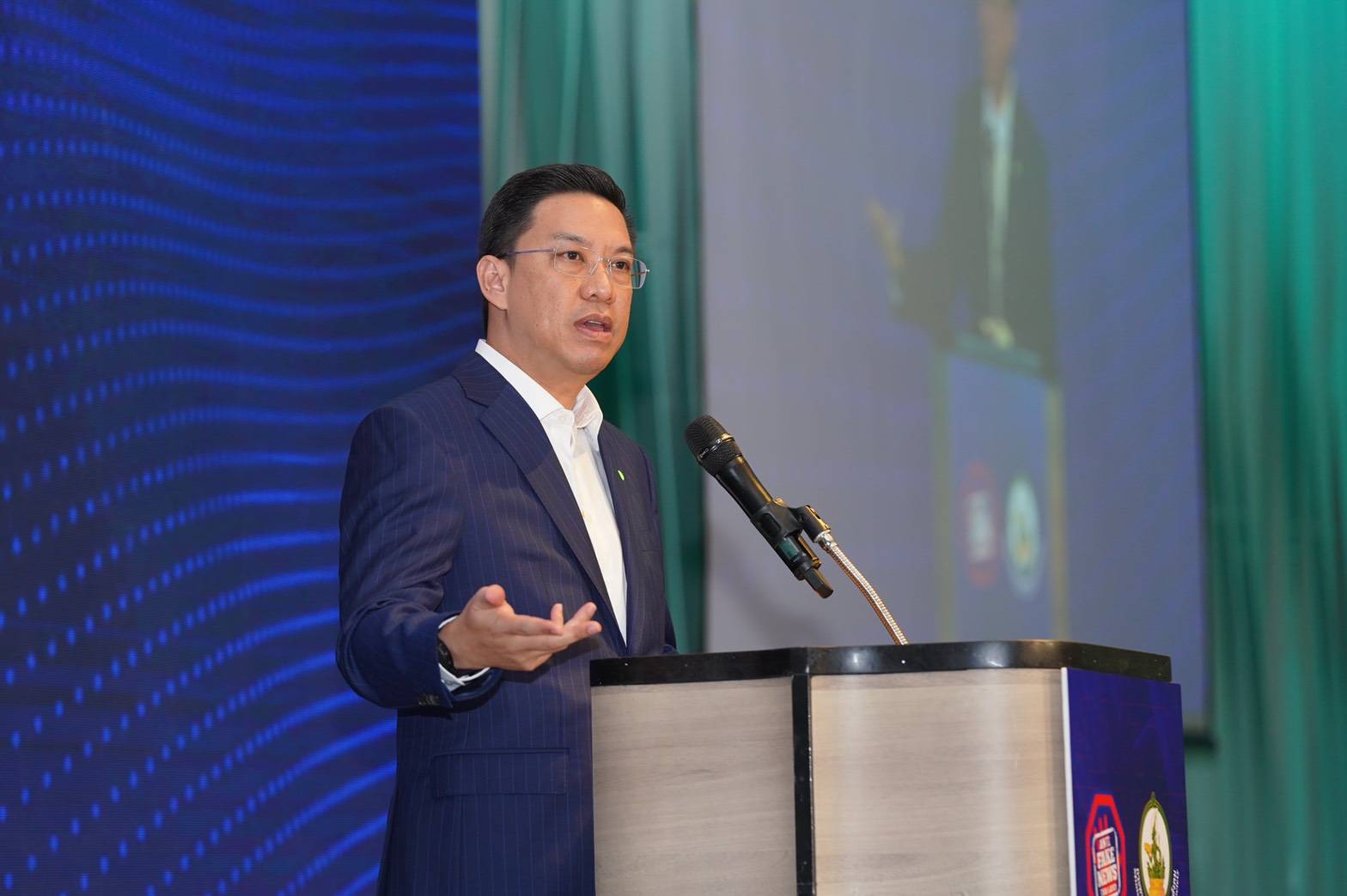“พุทธิพงษ์”เร่งเอาผิดแพลตฟอร์มต่างชาติ หลังยื่นคำสั่งศาลกว่า 8 พัน URLs