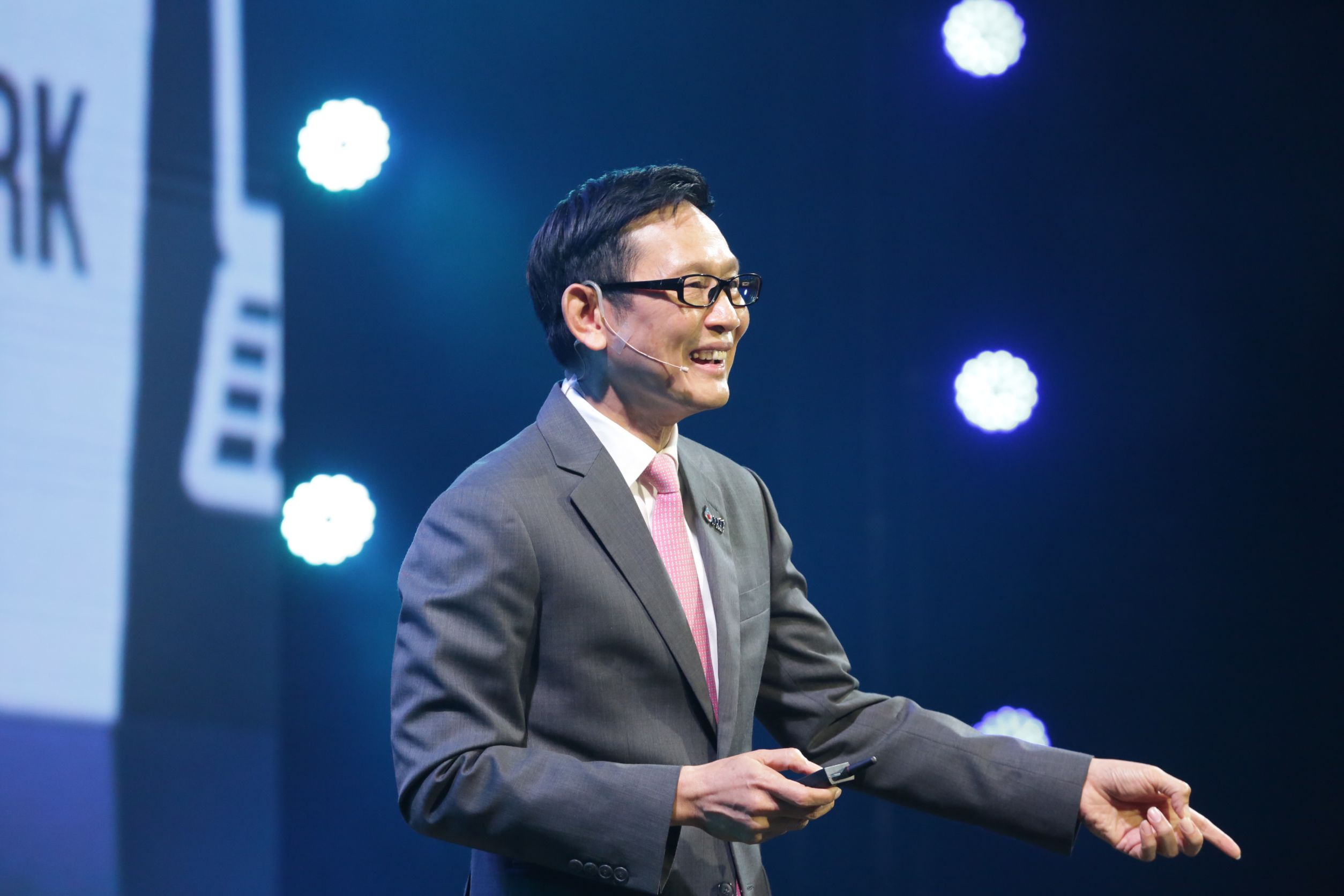 ซีอีโอ ปตท. ชี้โควิด ตัวเร่งธุรกิจปรับตัว รับ New Ecosystem ชูโมเดล PTT ฝ่าวิกฤต