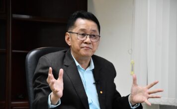 ประเสริฐ จันทรรวงทอง เลขาธิการพรรคเพื่อไทย