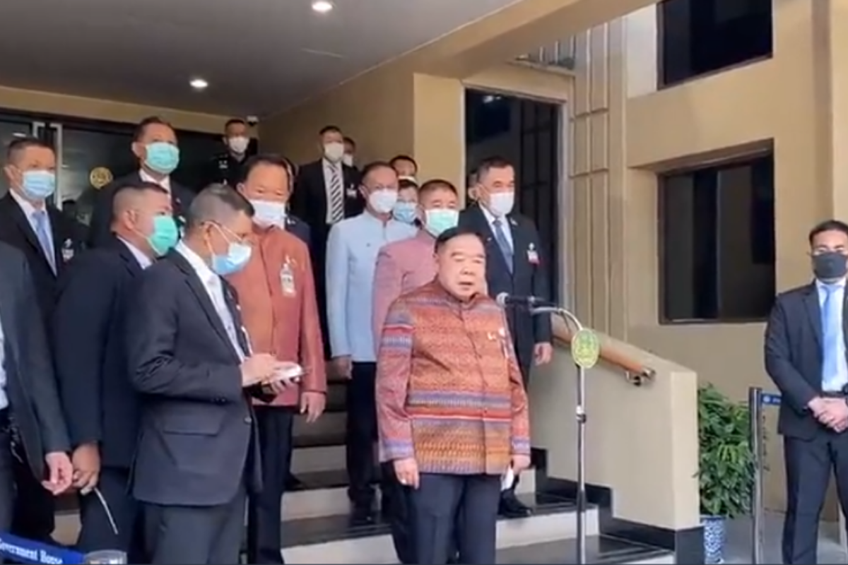 พล.อ.ประวิตร ปีใหม่ ภารกิจยังไม่จบ ต้องทำต่อ ขอให้มีความสุข