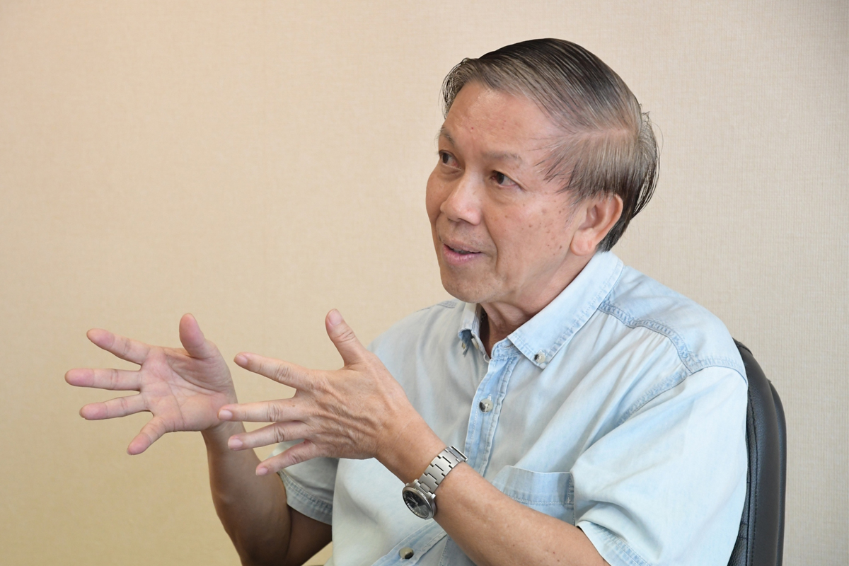 สุรชาติ : พยากรณ์ ประยุทธ์’64 พึ่งบารมี “คนละครึ่ง” ตั้งรับม็อบแรงงาน
