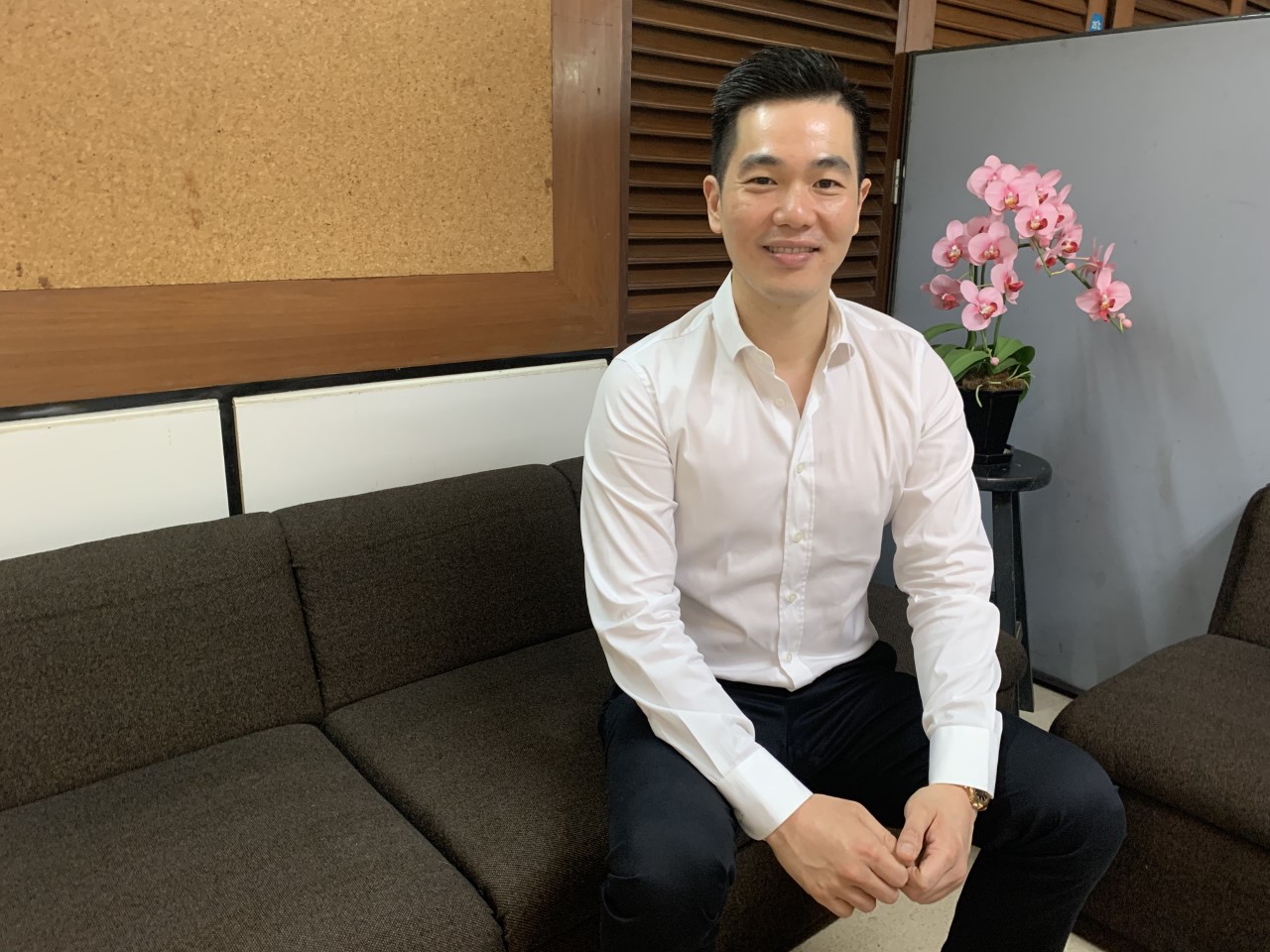 ธีรินทร์ ธัญญวัฒนกุล