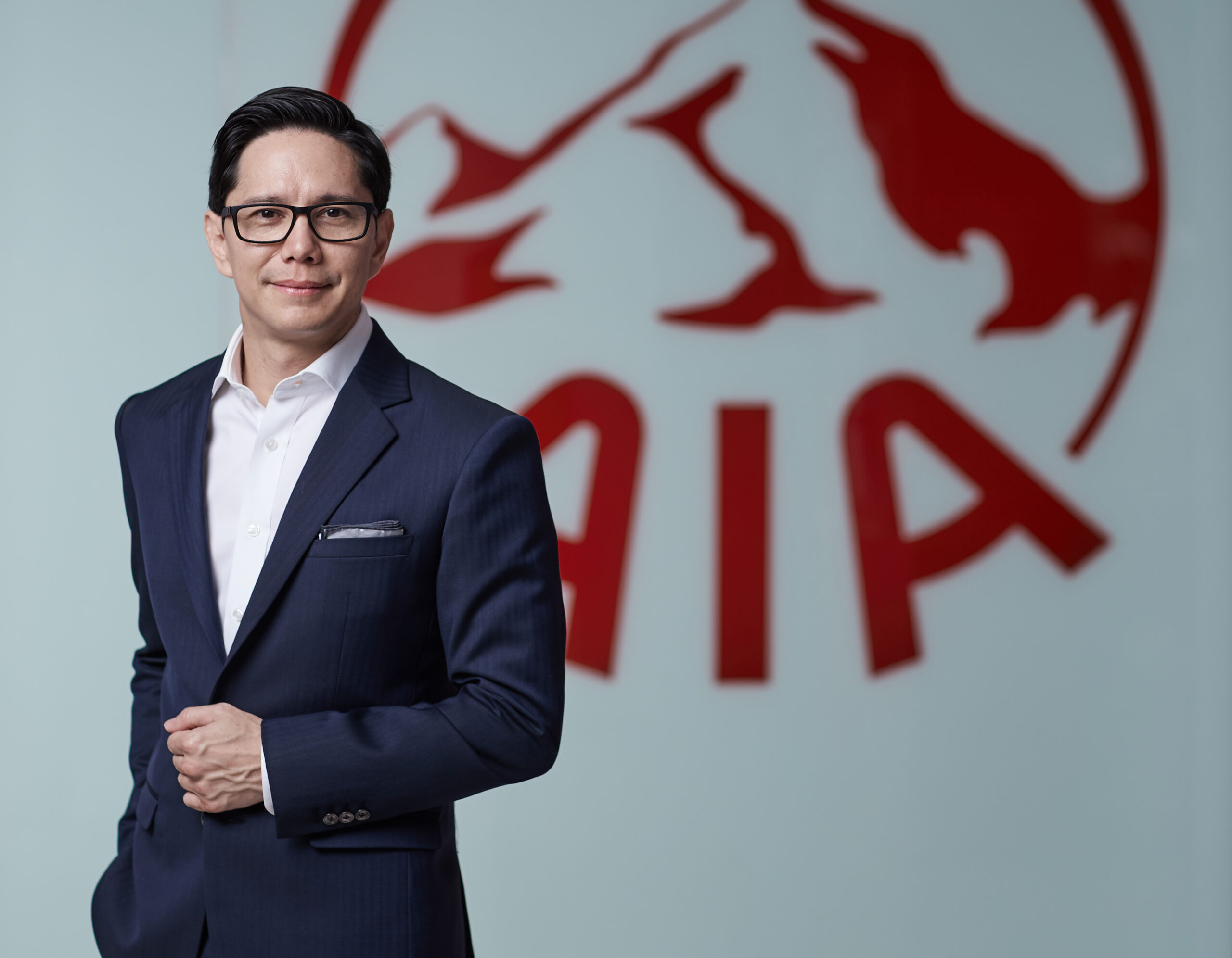 “กฤษณ์” ซีอีโอไทยคนแรก พิสูจน์ฝีมือนำ “AIA” ฝ่ามรสุมโควิด