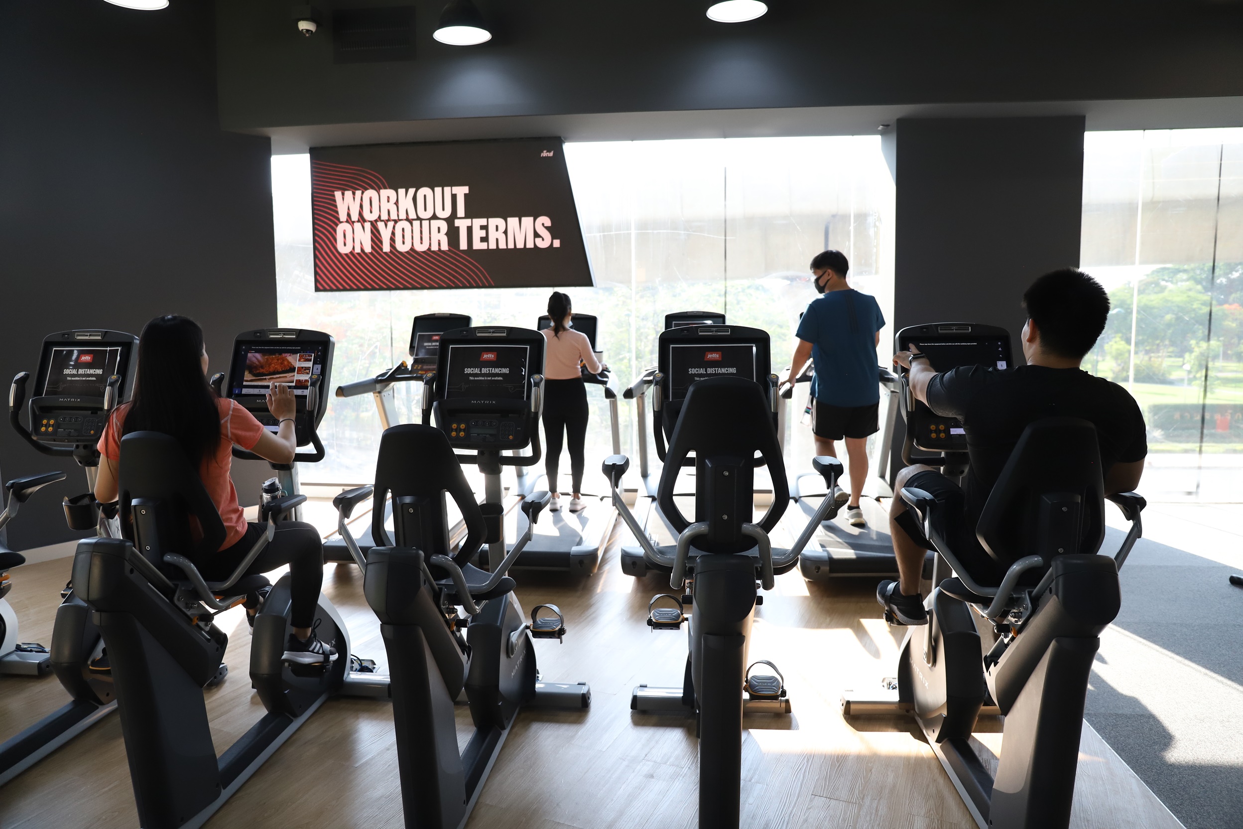 Jett fitness อัดโปรฯ แรงเรียกลูกค้า แจกประกันโควิด-ลุ้น 1 ล้านบาท