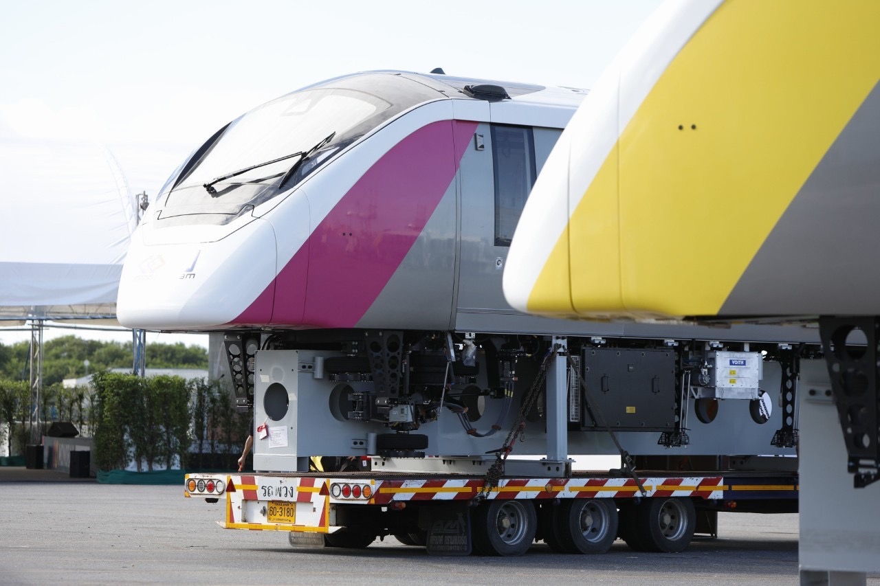รถไฟฟ้า “สีชมพู-เหลือง” ติดโควิด เลื่อนเปิดหวูด ต.ค. เป็นต้นปี’65