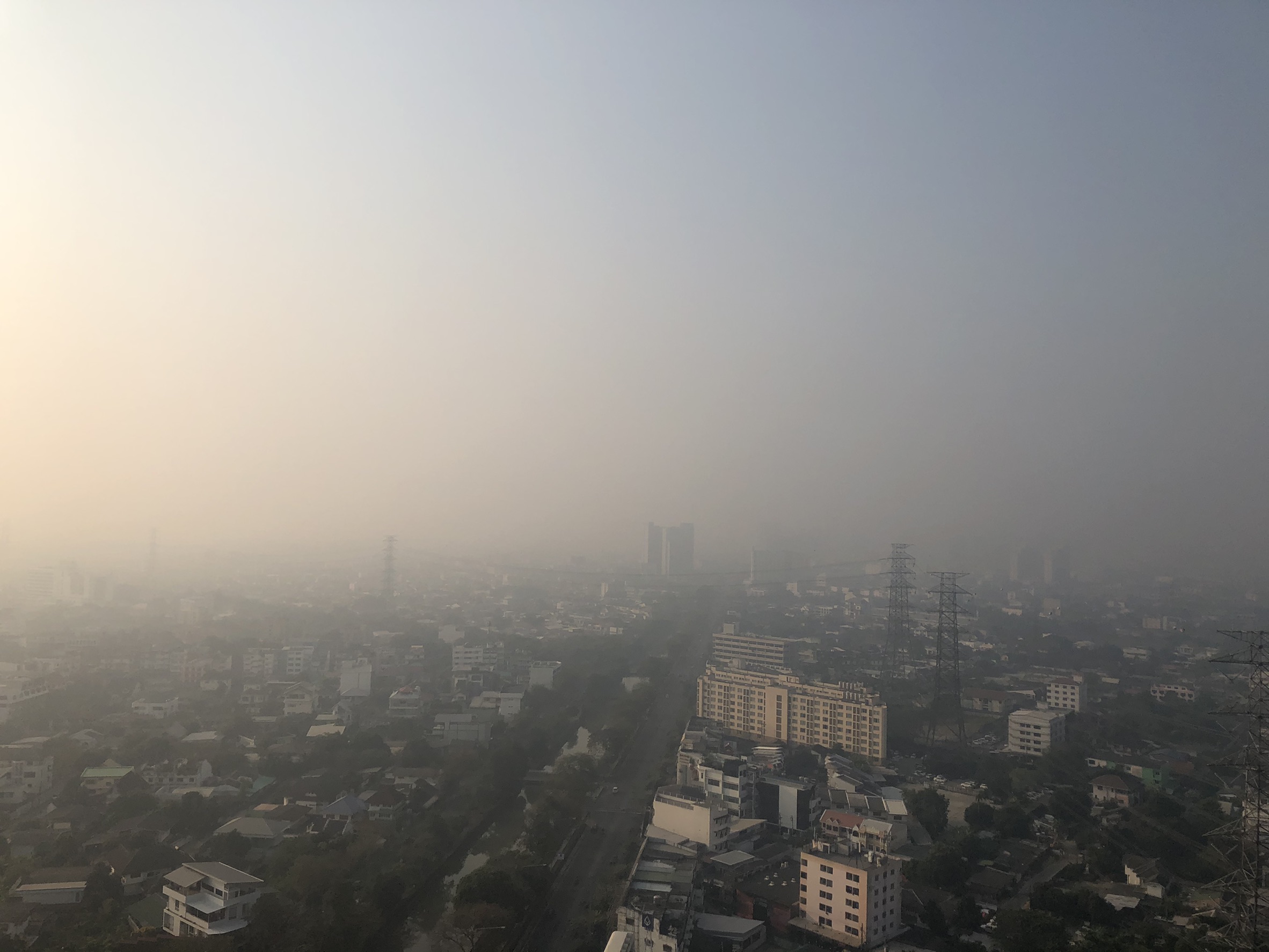 GISTDA ชี้ภาคเหนือ-อีสาน หลายจังหวัดระดับฝุ่น PM 2.5 สูงกระทบสุขภาพ