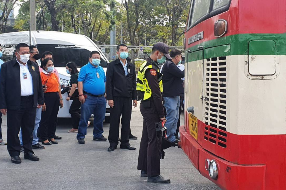 สปน. ตรวจเข้มท่าเรือคลองเตย-หมอชิต 2 ปล่อยควันดำ-ลดฝุ่น PM 2.5