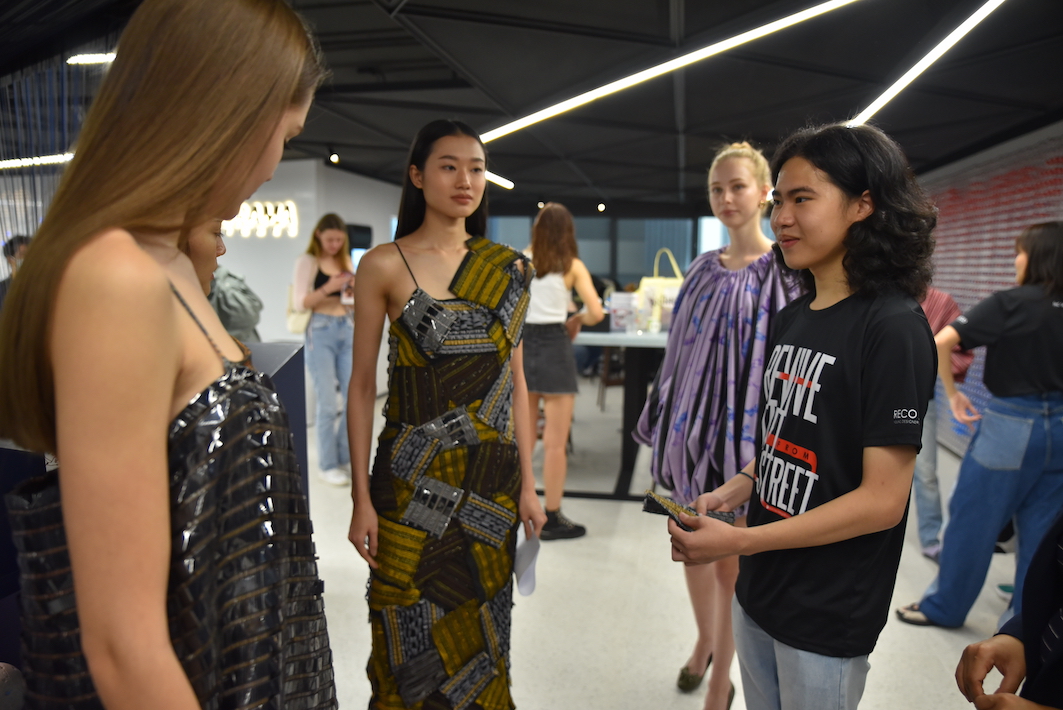 GEN Z ดึงวัสดุรีไซเคิลปั้นแฟชั่นรักษ์โลก ในโครงการ RECO Young Designer Competition 2020