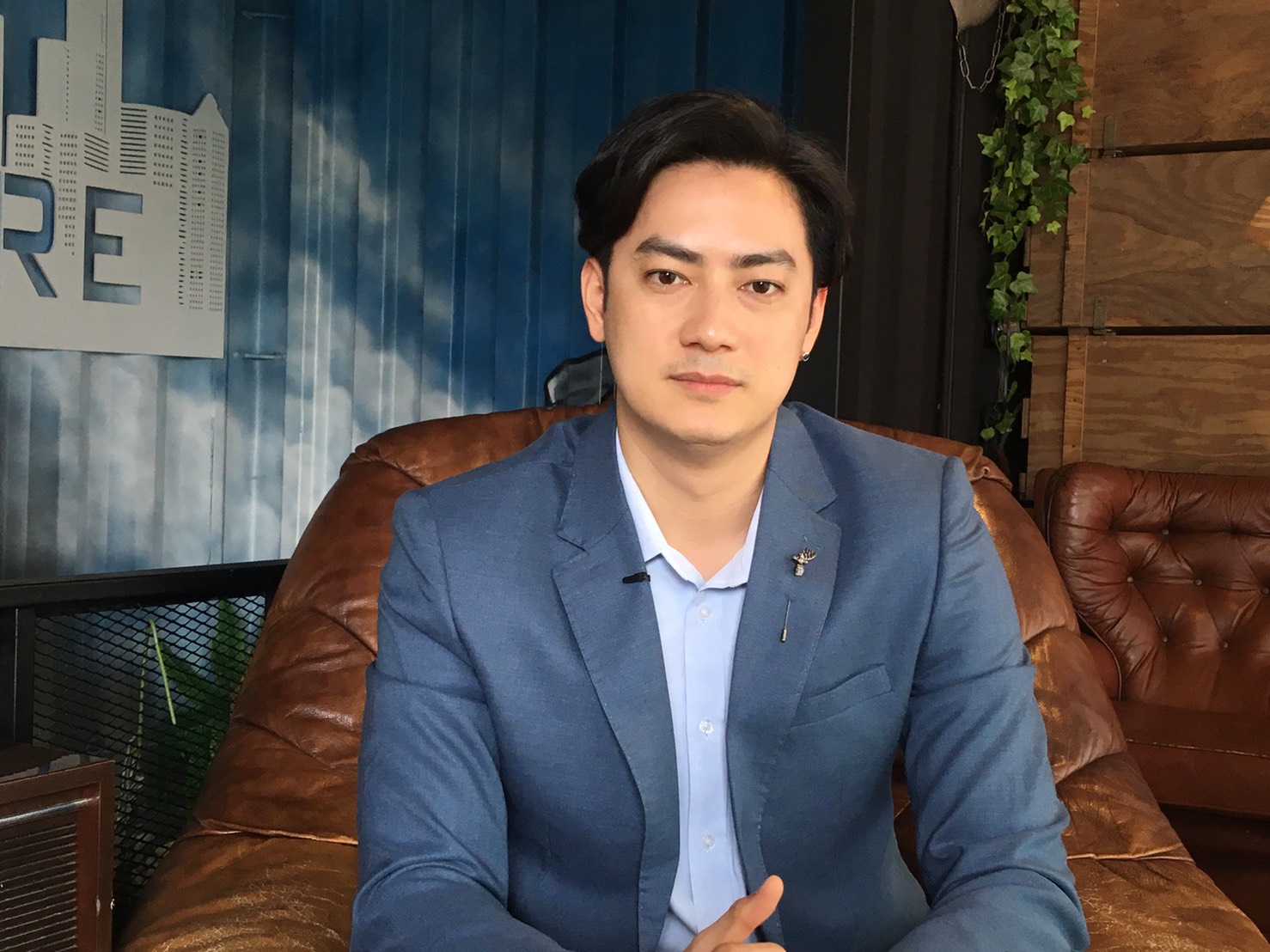 ฟิล์ม รัฐภูมิ เผยกำลังหารือชื่อพรรคใหม่ ลั่นประชาชนต้องชีวิตดีขึ้น