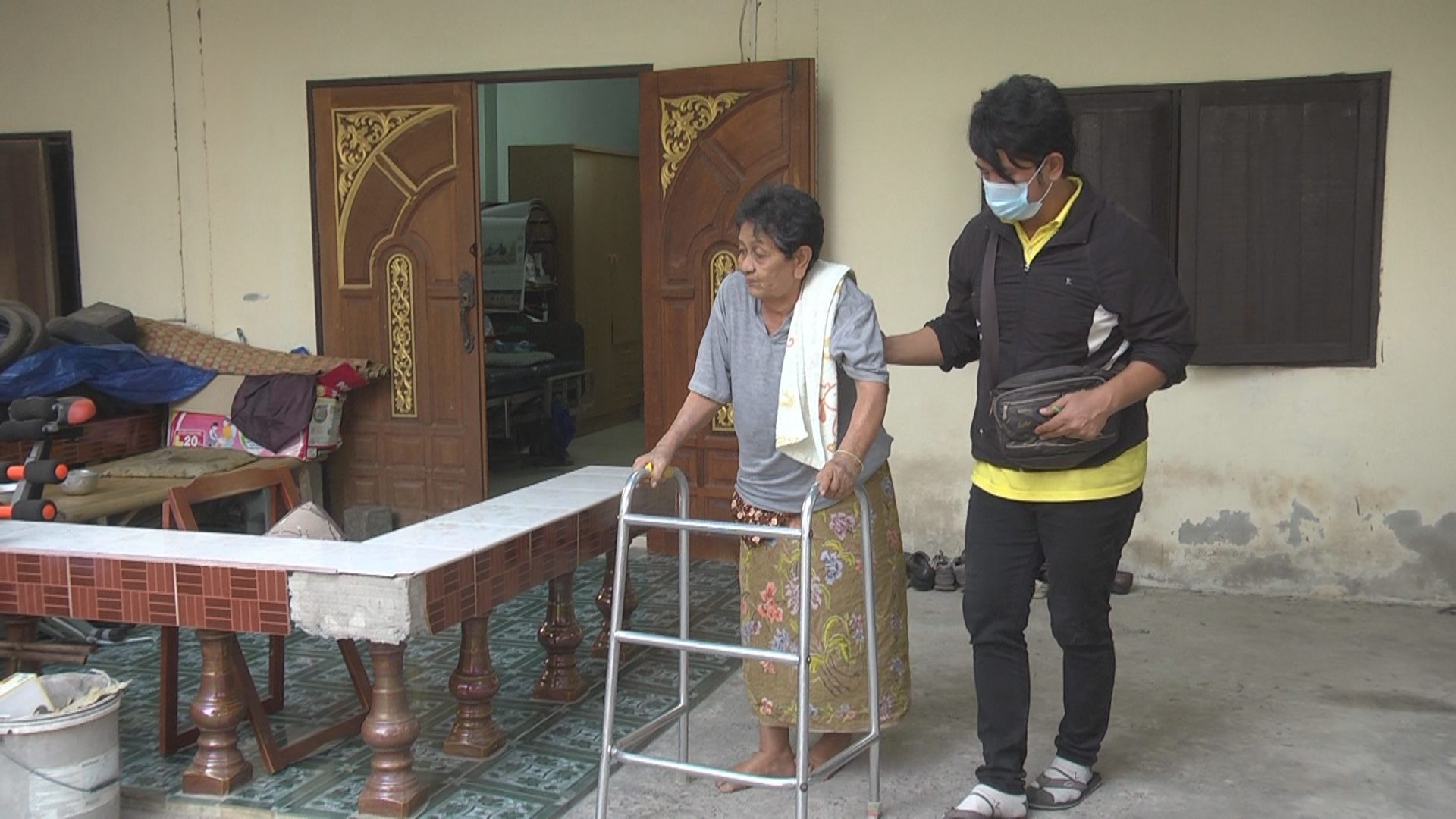เรียกคืนเบี้ยคนชราย้อนหลัง อีกรายที่โคราช เทศบาลส่งฟ้องศาลแล้ว